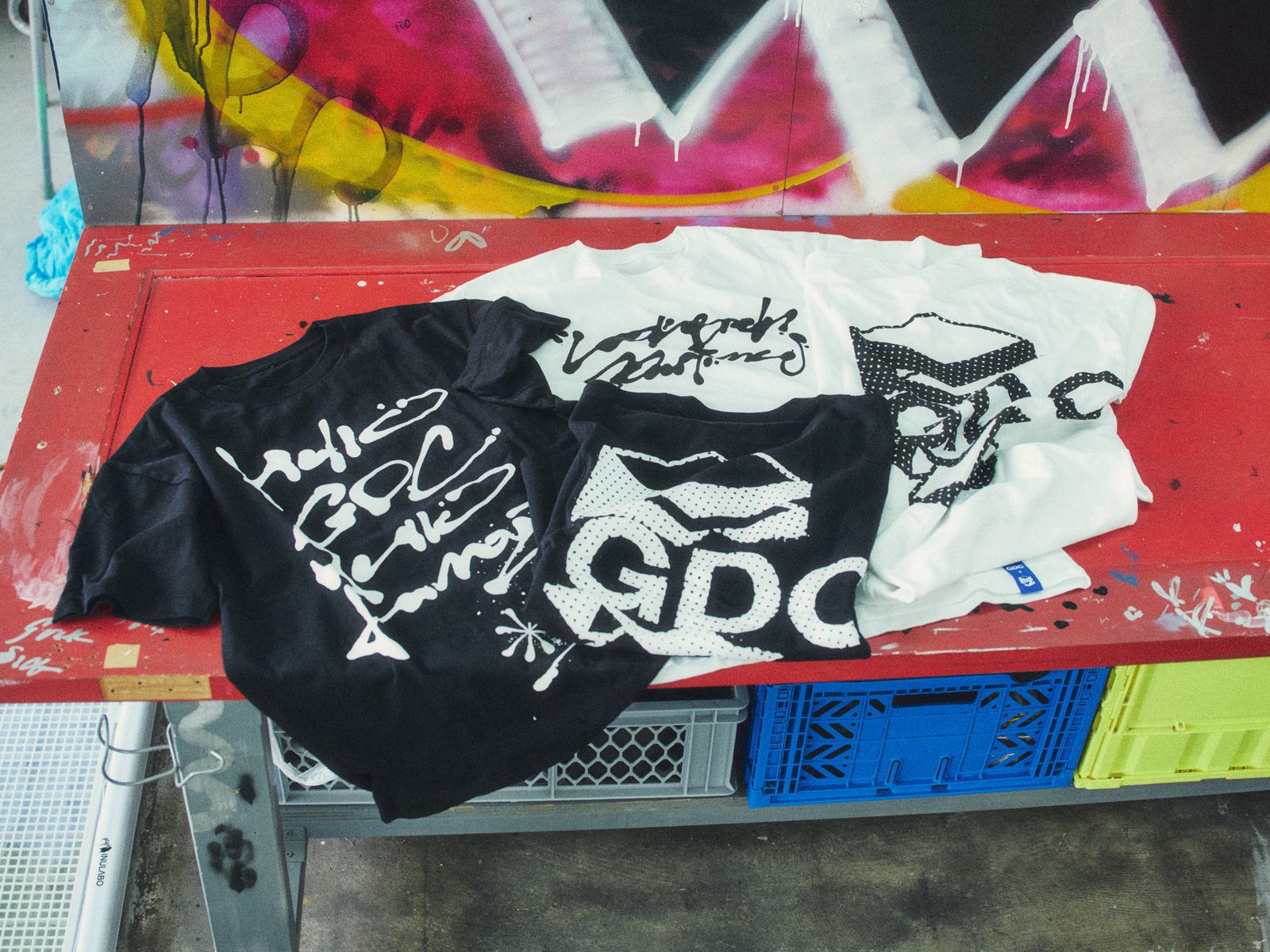 熊谷隆志が手がけるストリートブランドのジーディーシーがフェイマスと