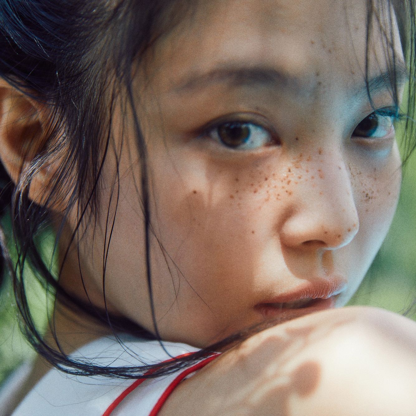 ギャラリー：JENNIEの写真展「J2NNI5」が代官山 蔦屋書店にて開催