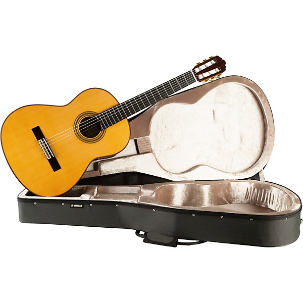 Platinum Yamaha GC42 Handcrafted Classical Guitar Spruce | Guitar