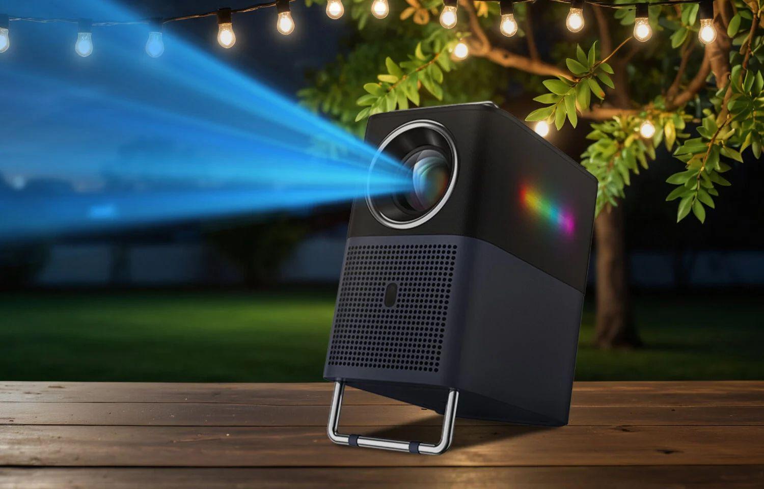 屋外もOKなプロジェクター、お手頃価格で登場 | ギズモード・ジャパン