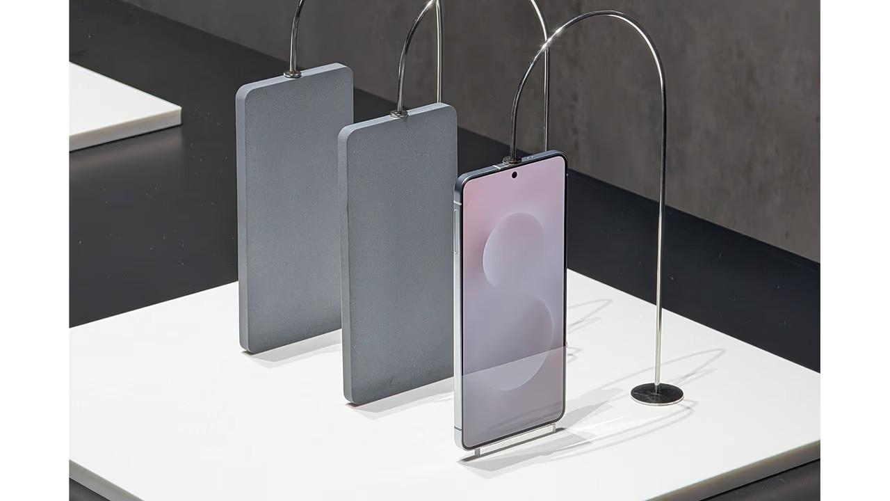 極薄スマホ｢Galaxy S25 Edge｣。5月13日発表が濃厚。日本での発売は