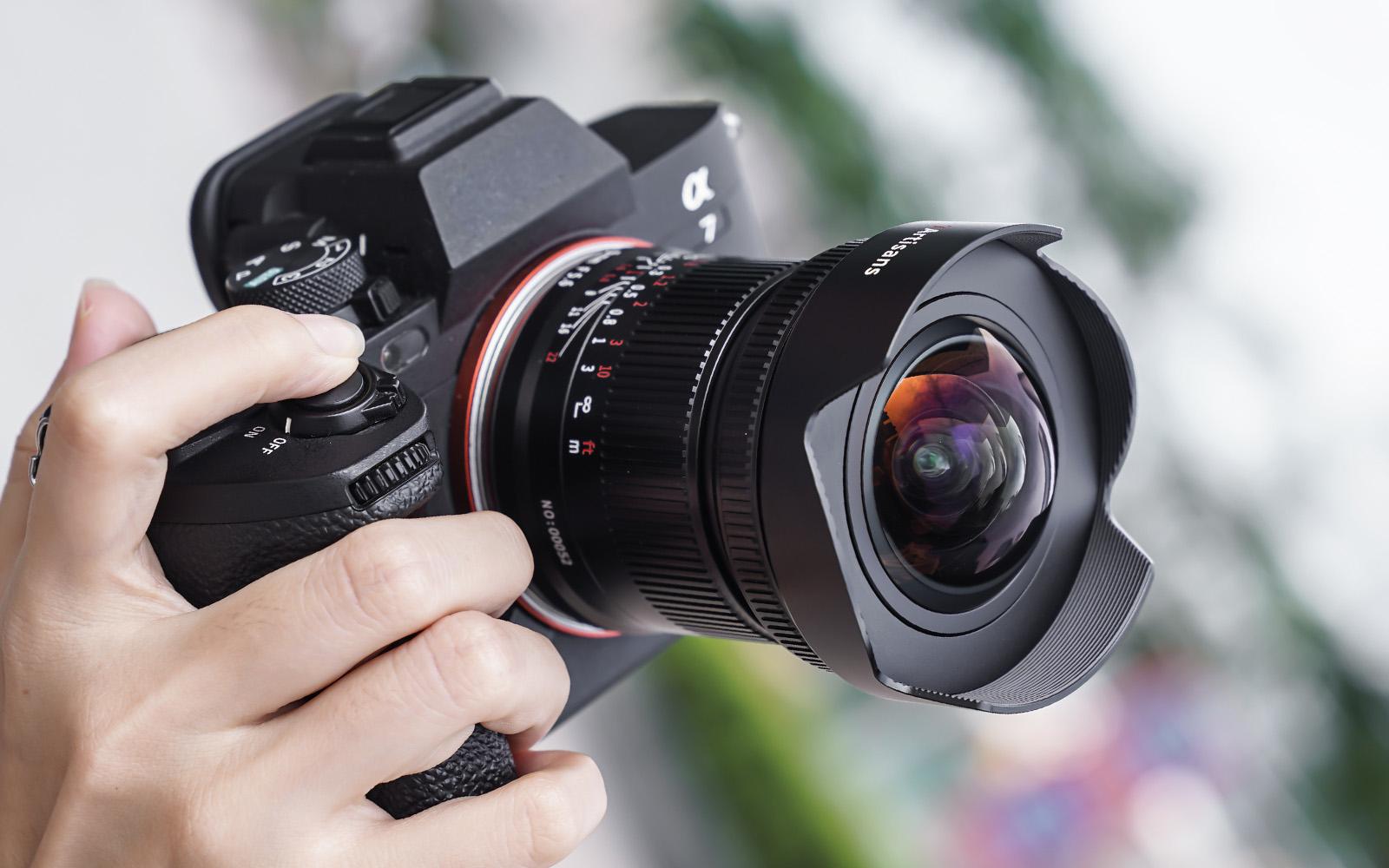 フルサイズで9mmという特権。超広角レンズで広大な世界を切り取れ