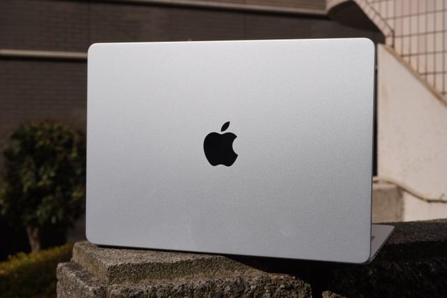 M4｣に進化した新型MacBook Air、前モデルと比べてほかに変わったこと