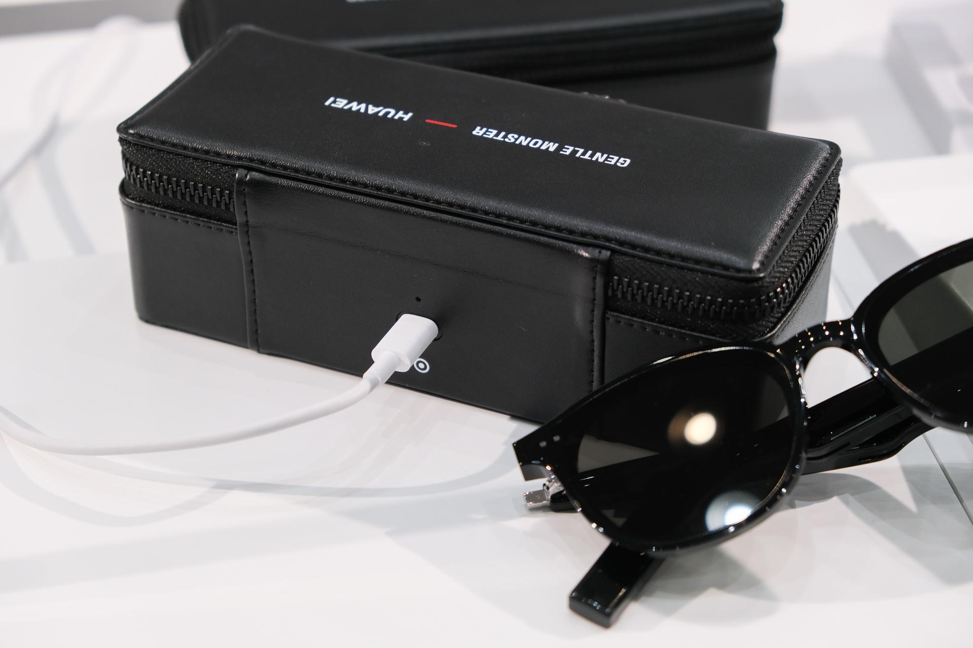 スピーカー搭載のスマートグラス｢HUAWEI×GENTLE MONSTER Eyewear II