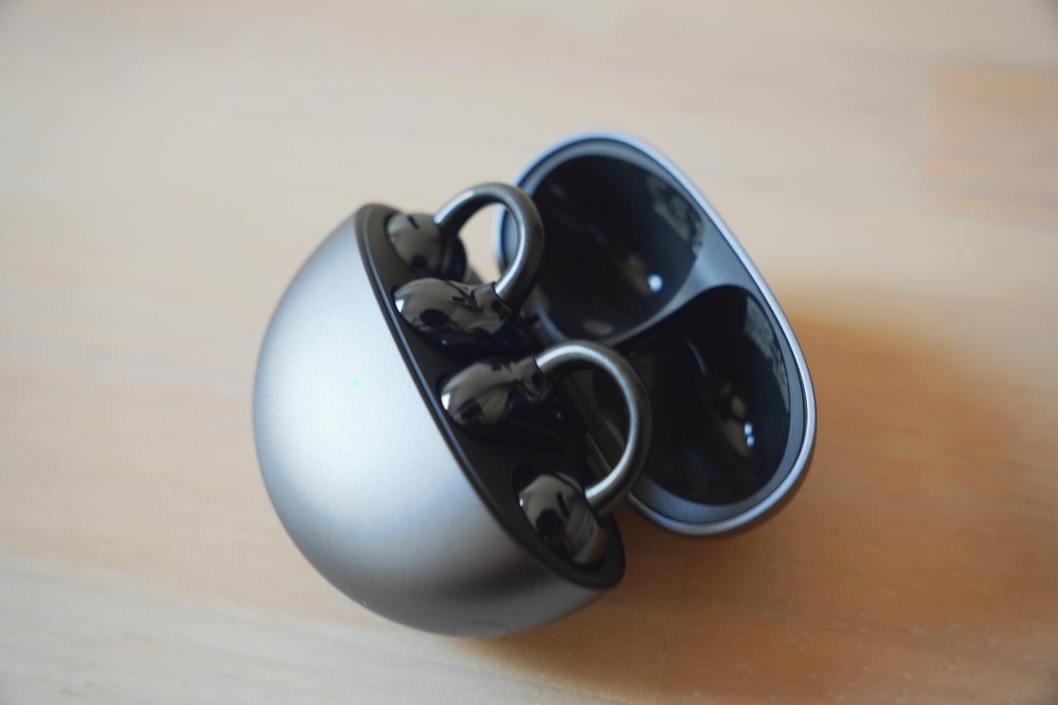 HUAWEI「Free Clip」の圧倒的な軽さ。自宅で長時間使っても耳が疲れ