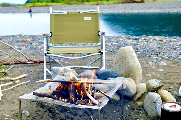 コールマンのロースタイルなフォールディングチェアはどこでも家のよう