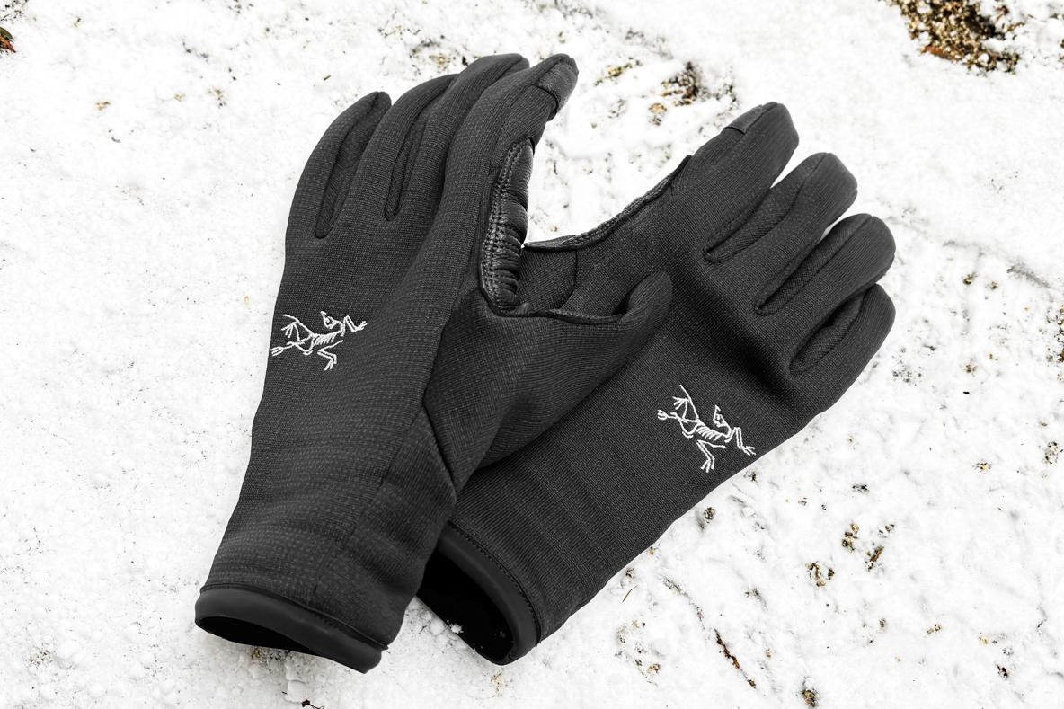 アークテリクスの「リベットグローブ」が冬の自転車＆アウトドア用手袋