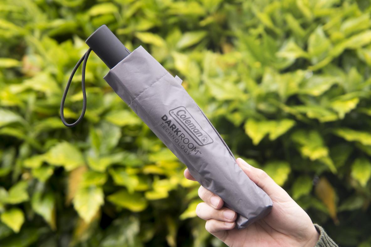 ローソン×コールマンの「晴雨兼用折りたたみ傘」を早速ゲット！ 3,000