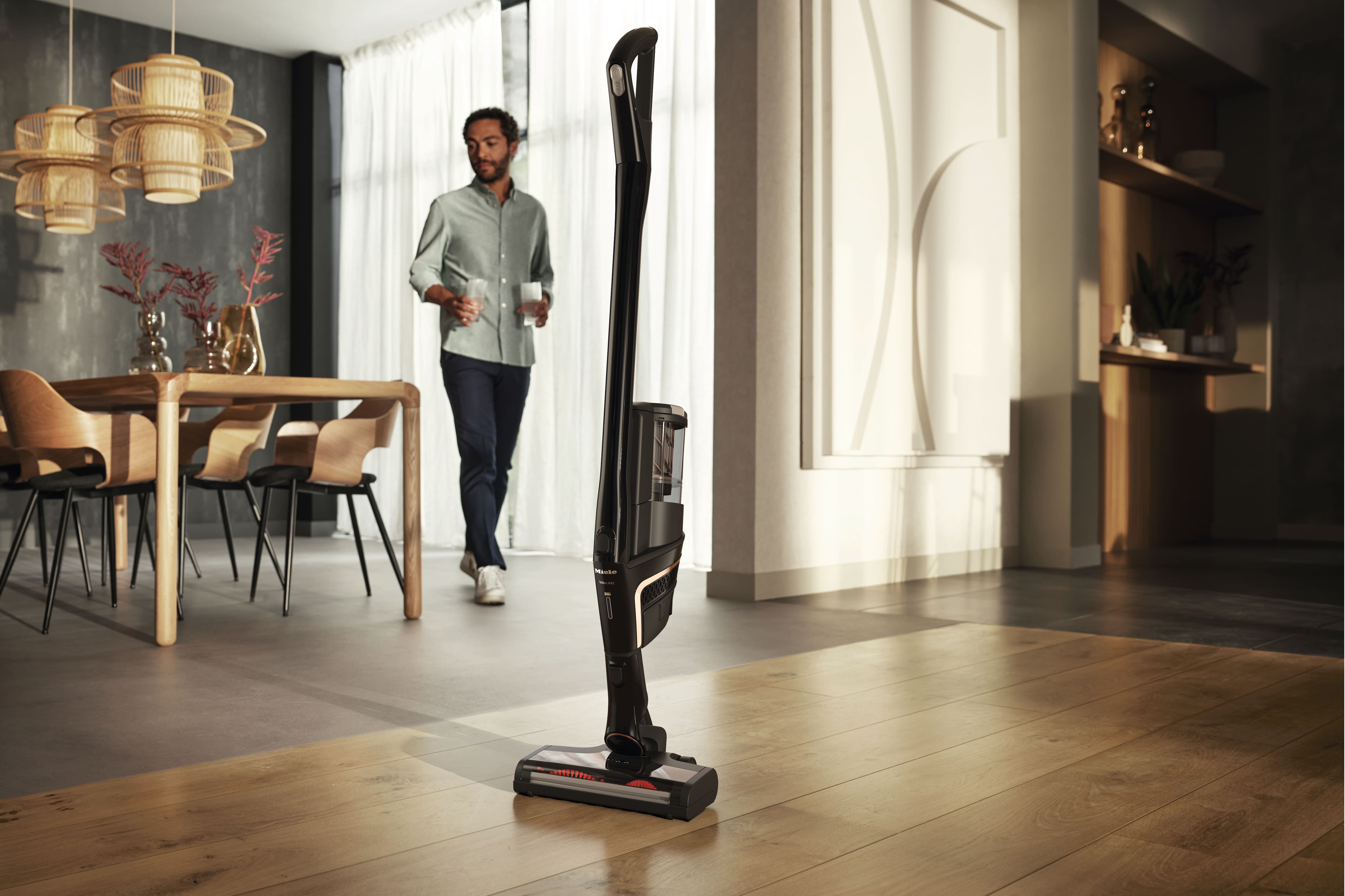 Miele - Triflex HX2 Cat & Dog Obsidian black – Vacuum cleaners