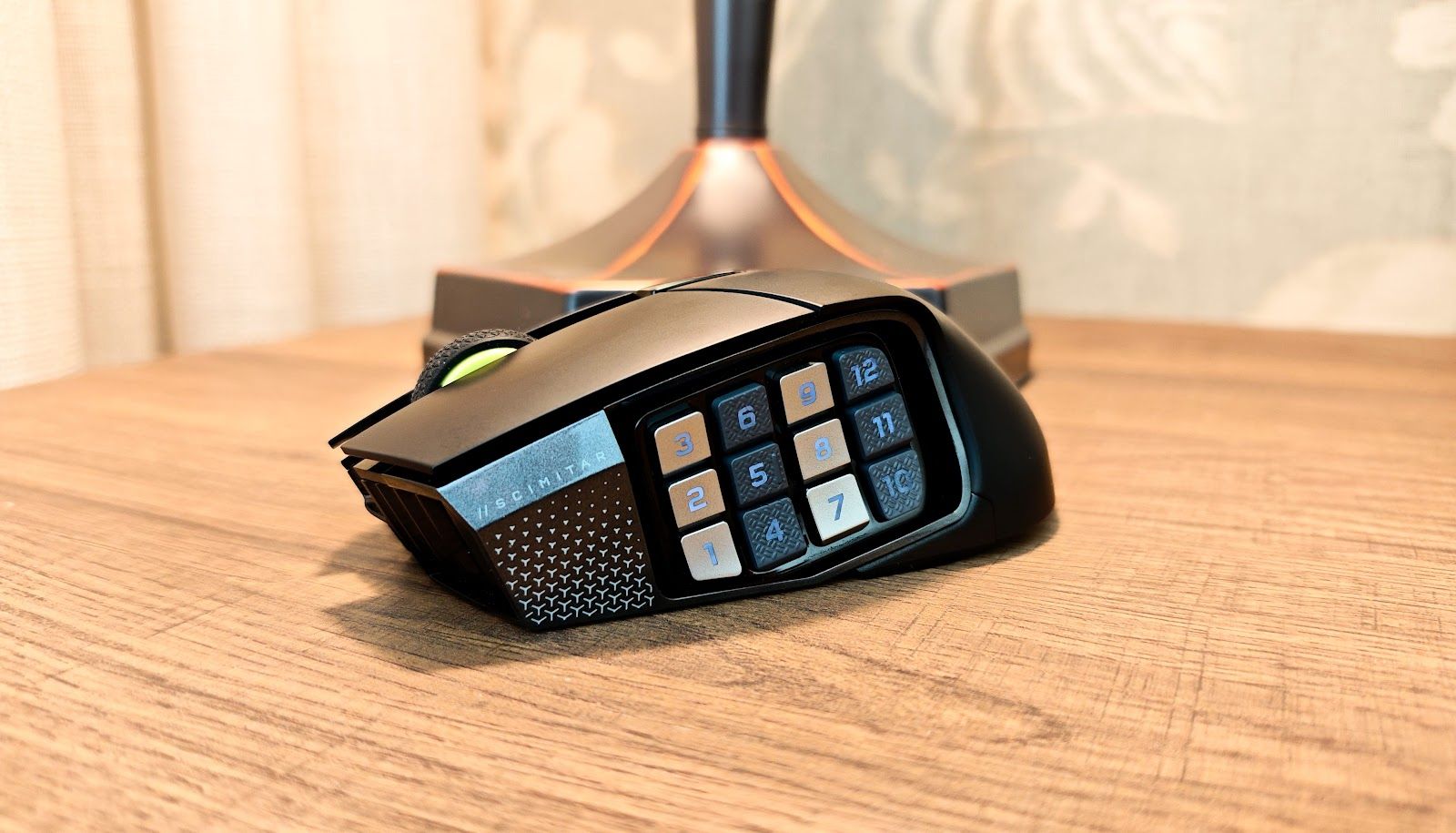 Corsair Scimitar Elite Wireless SE Review | MMORPG.com