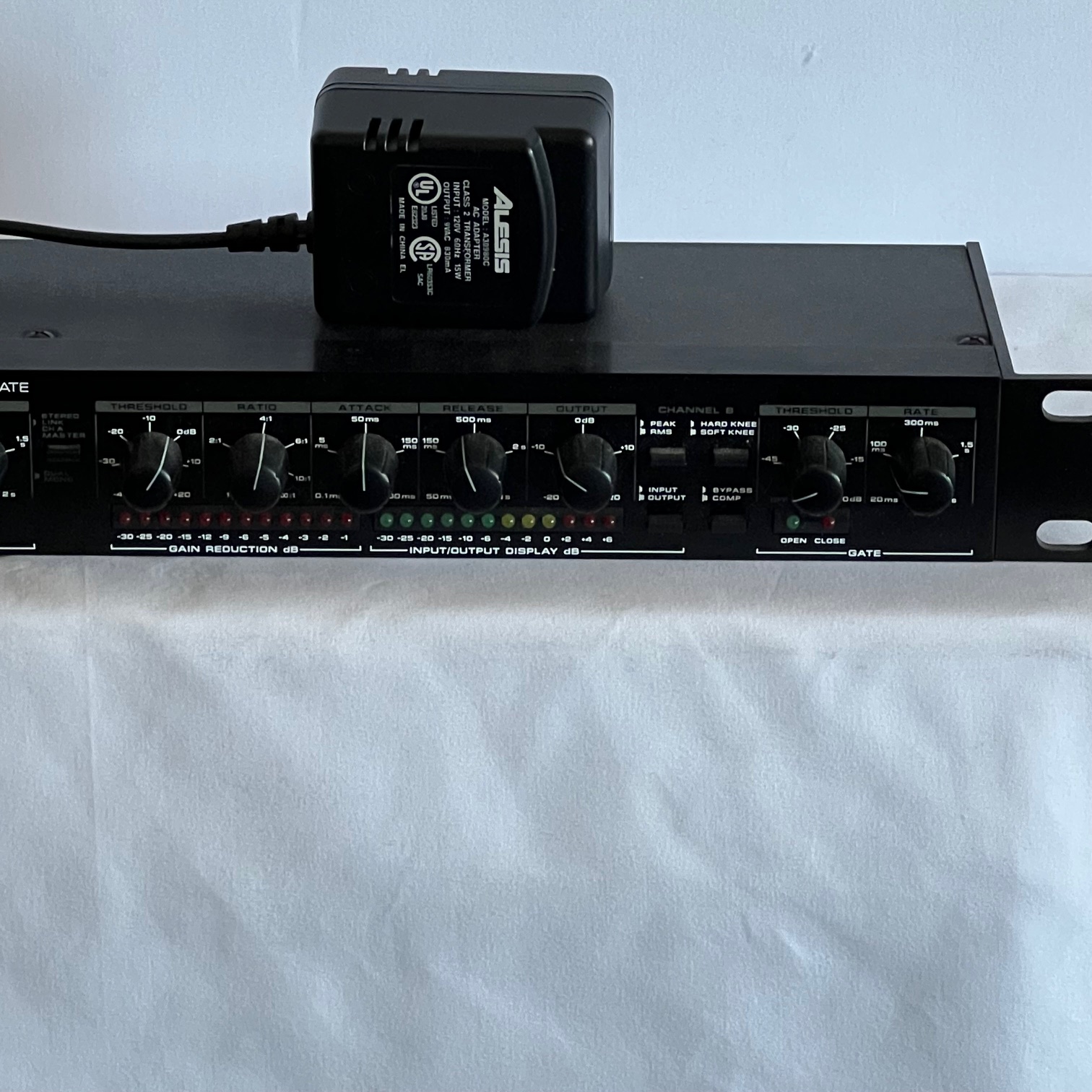 Alesis 3630 Dual Channel Compressor - USED