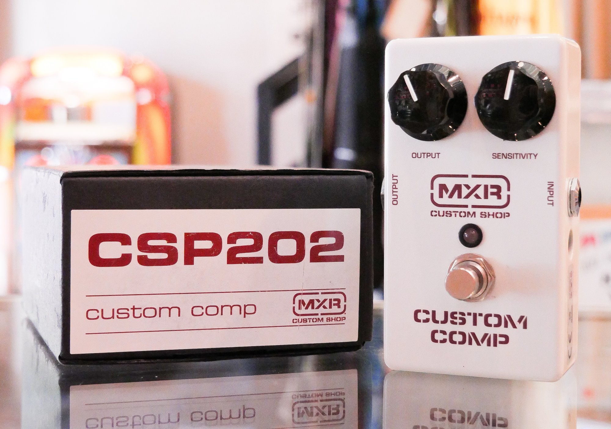 MXR Custom Comp w/ box