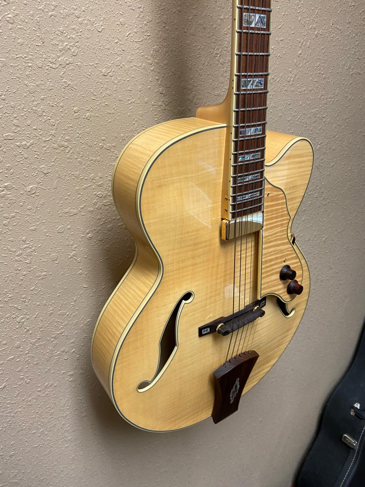 Ibanez AF105 F-NT 12-01 Artcore Jazz Guitar