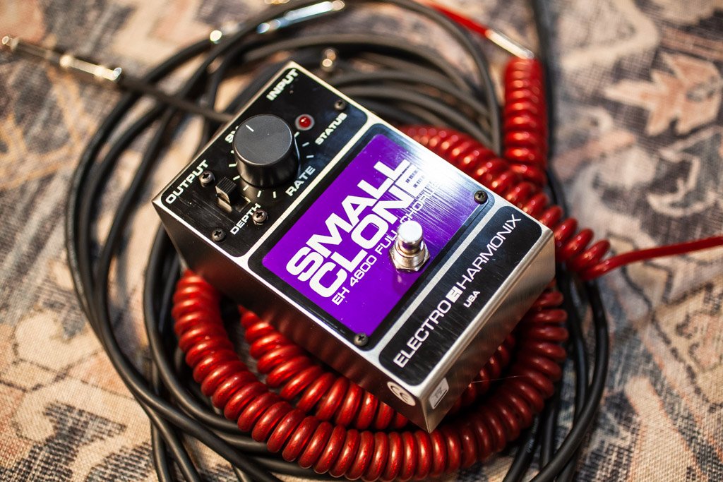 Electro-Harmonix Small Clone Analog Chorus Guitar Pedal - 683274010137