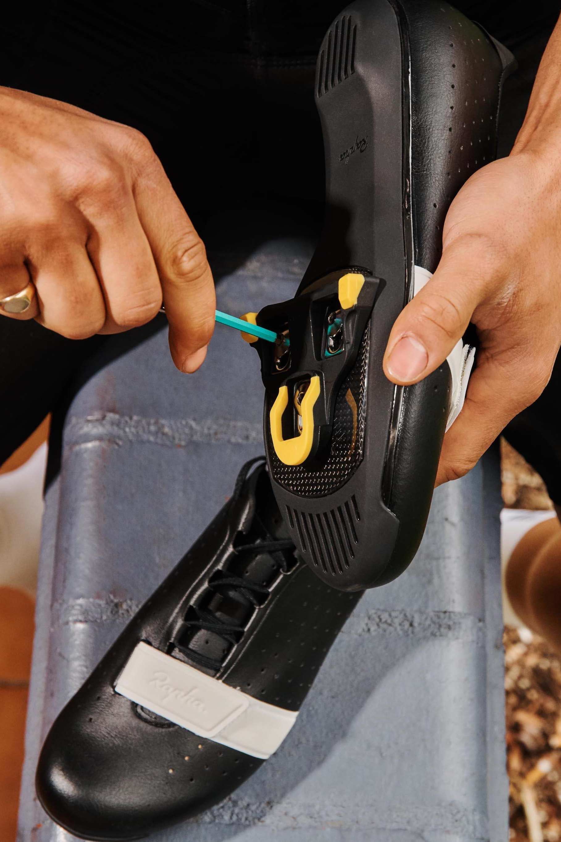 CLS01XX_TriptychSet_Product_H1