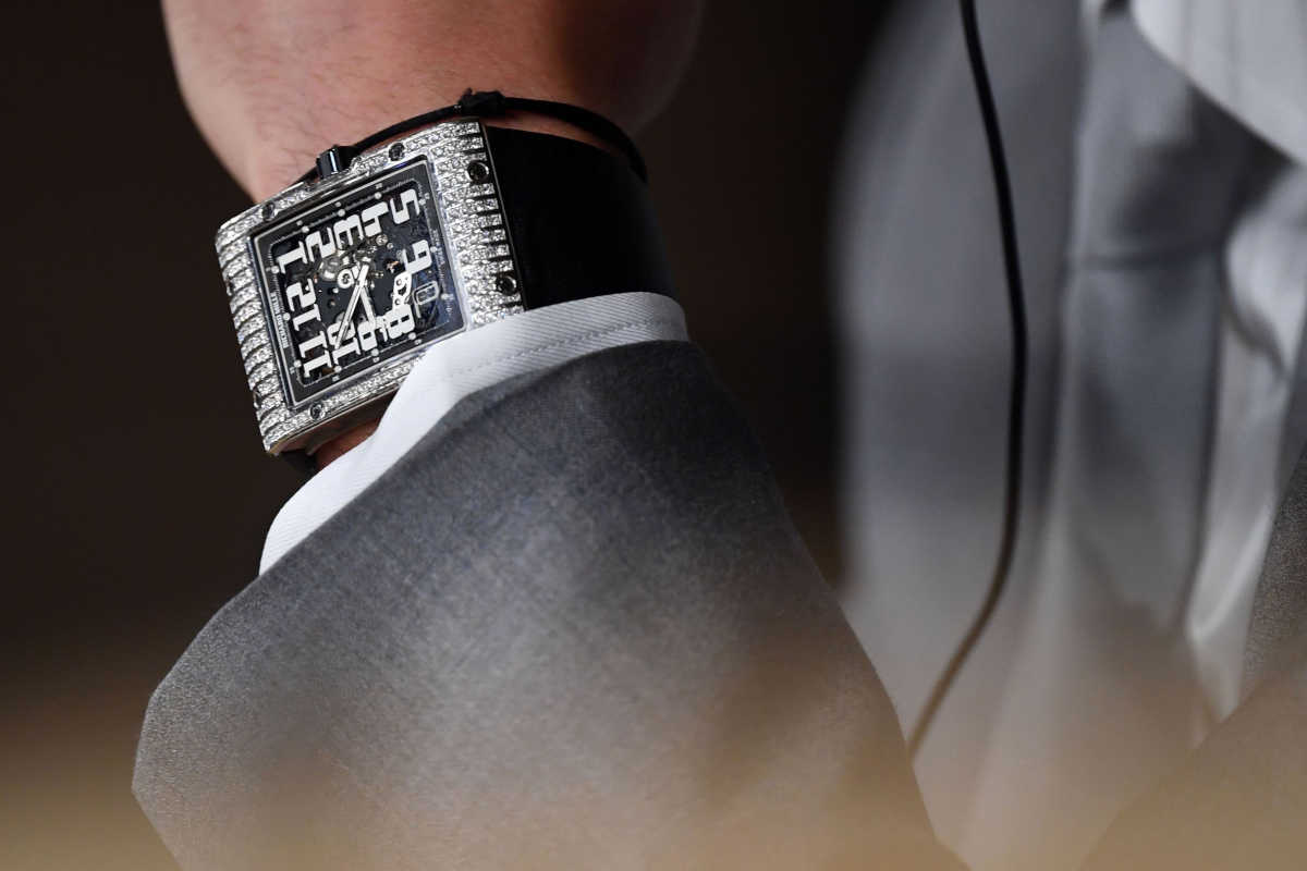 レアル・マドリードMFのエデン・アザール愛用時計とは？ | Watches