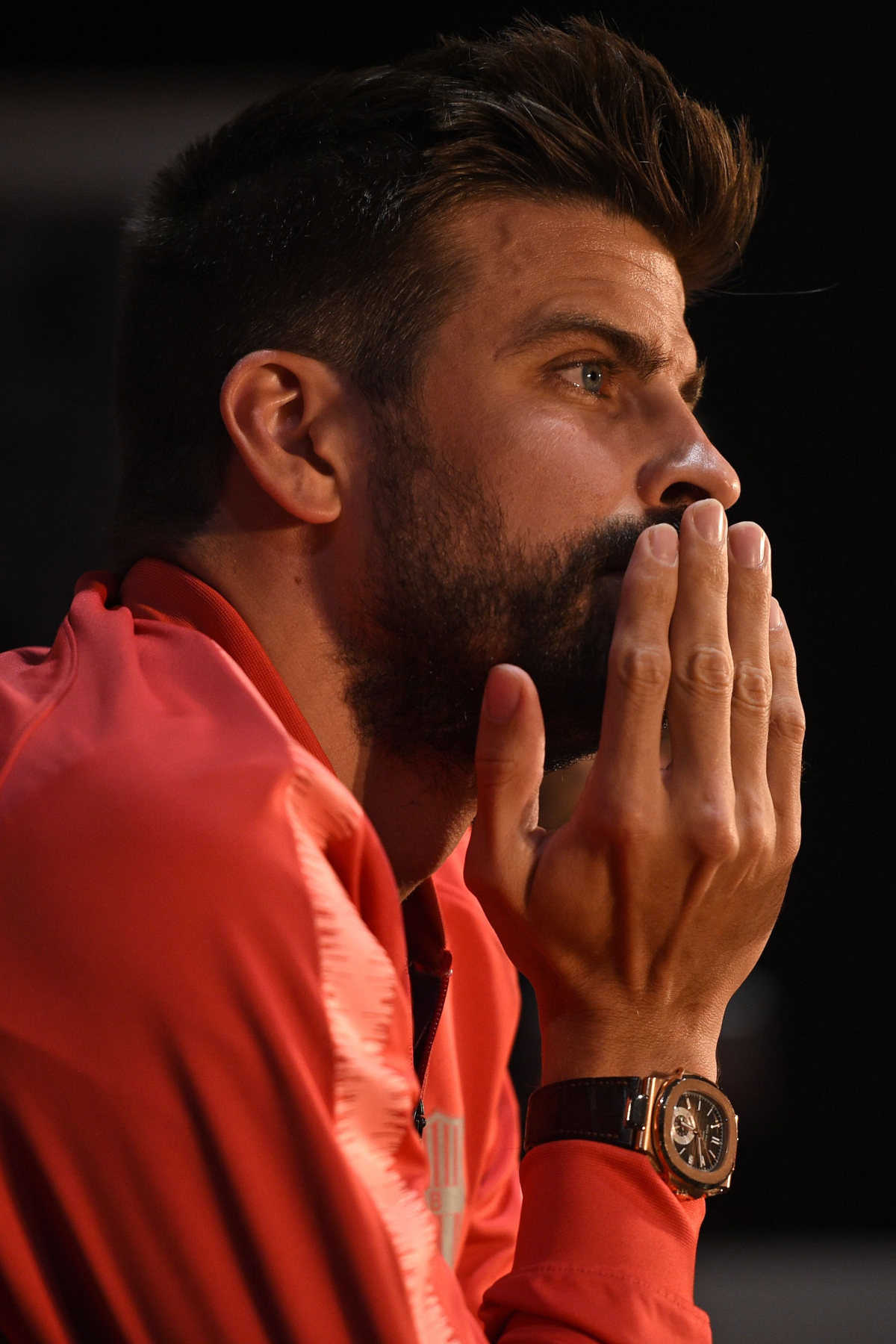 FCバルセロナの守備の要！ジェラール・ピケの愛用時計とは？ | Watches