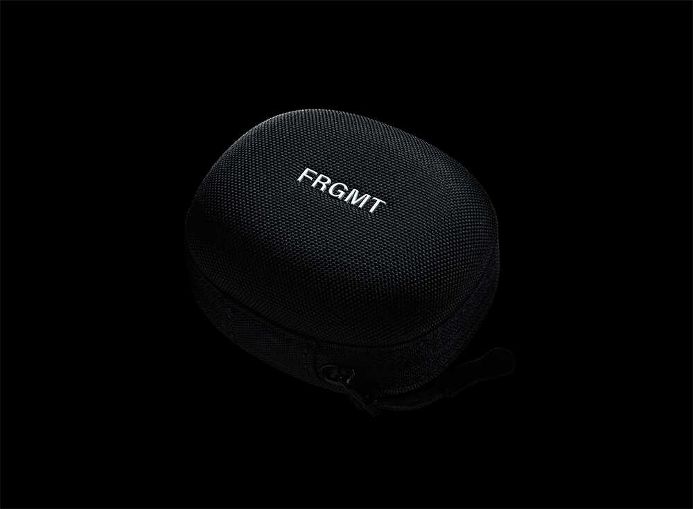 手のひらのラグジュアリーシェーバーに限定モデルが登場