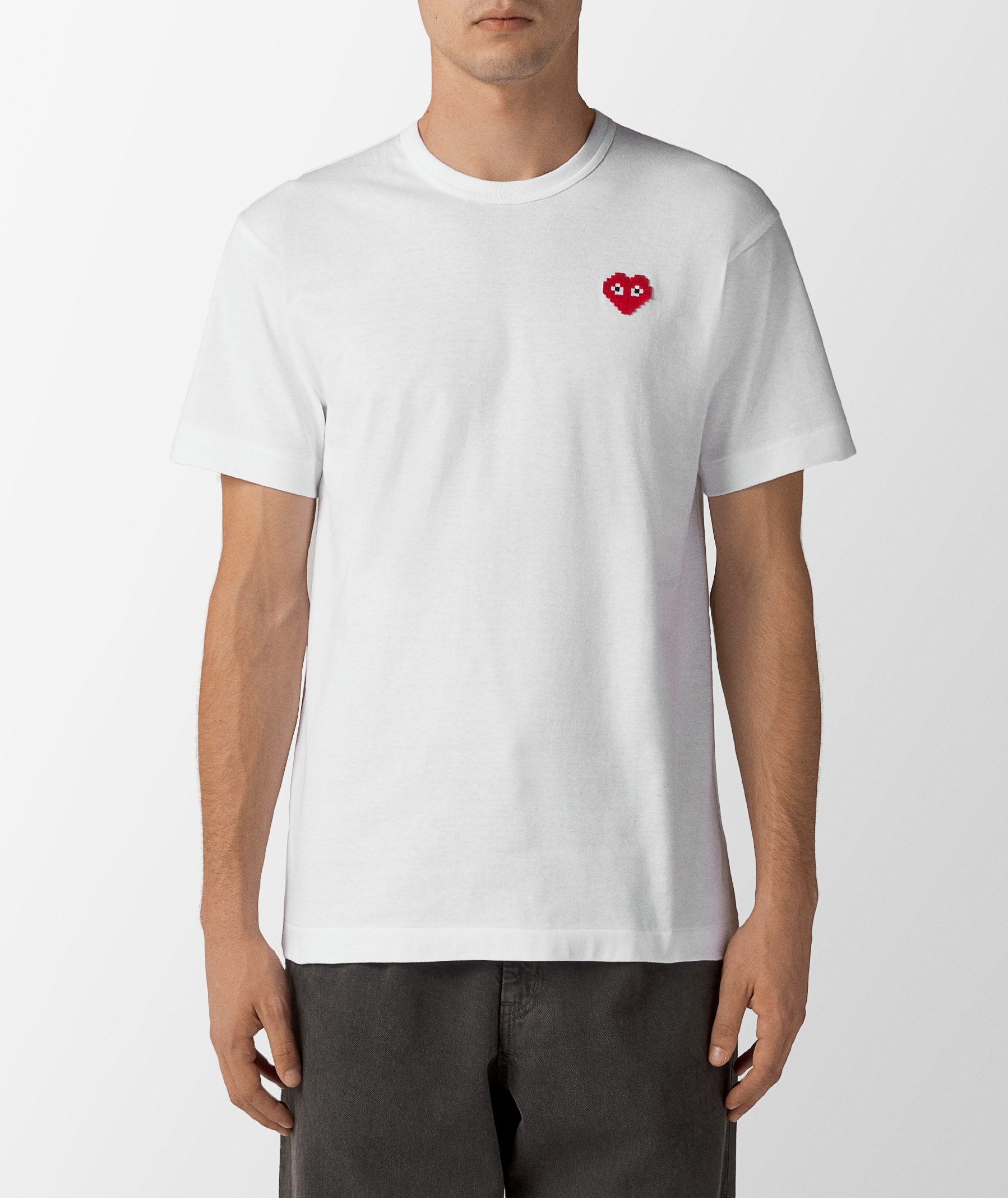Comme des Garçons Play Read Heart T-Shirt in White | SVD USA