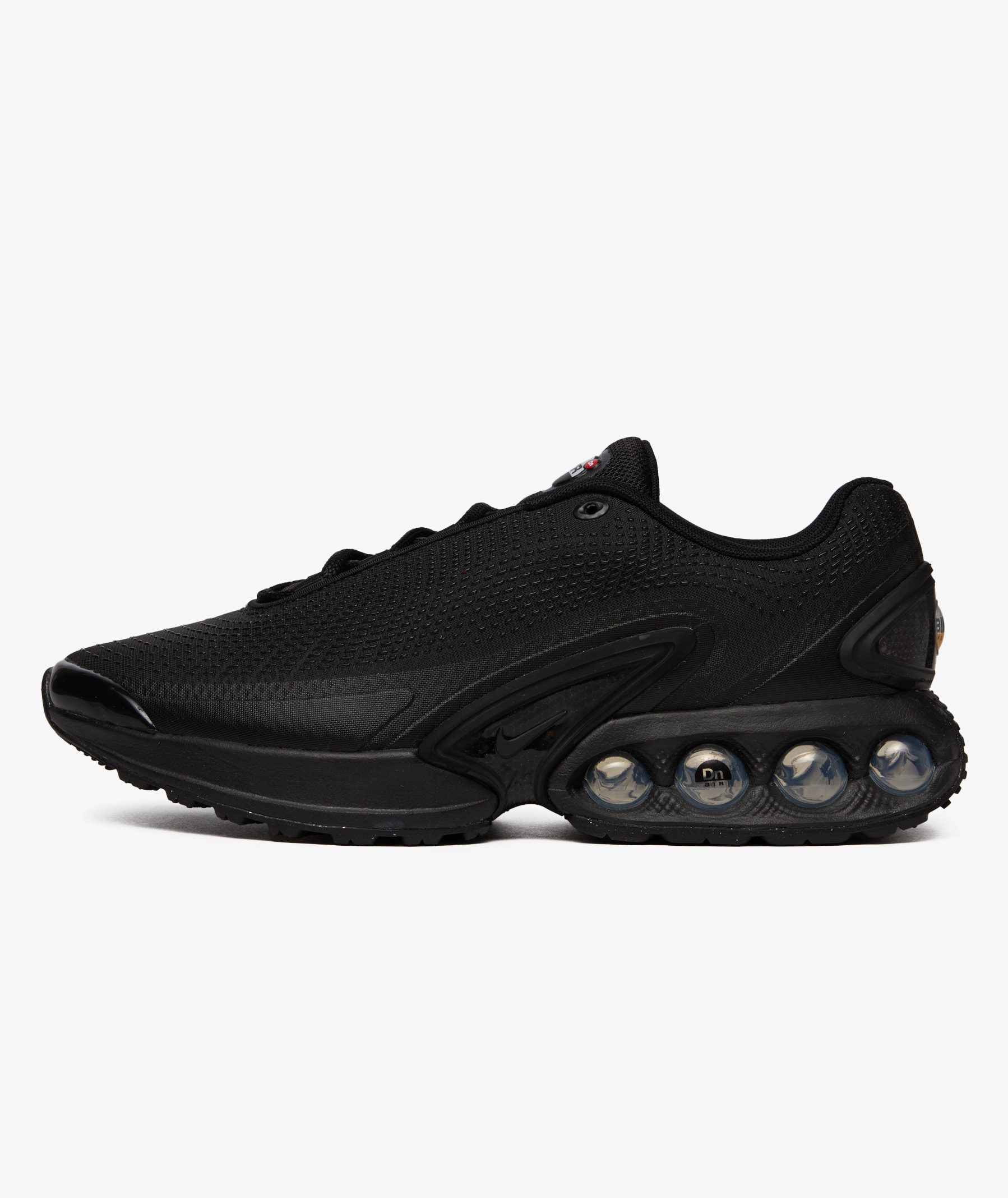 Nike Air Max DN in black | SVD UK