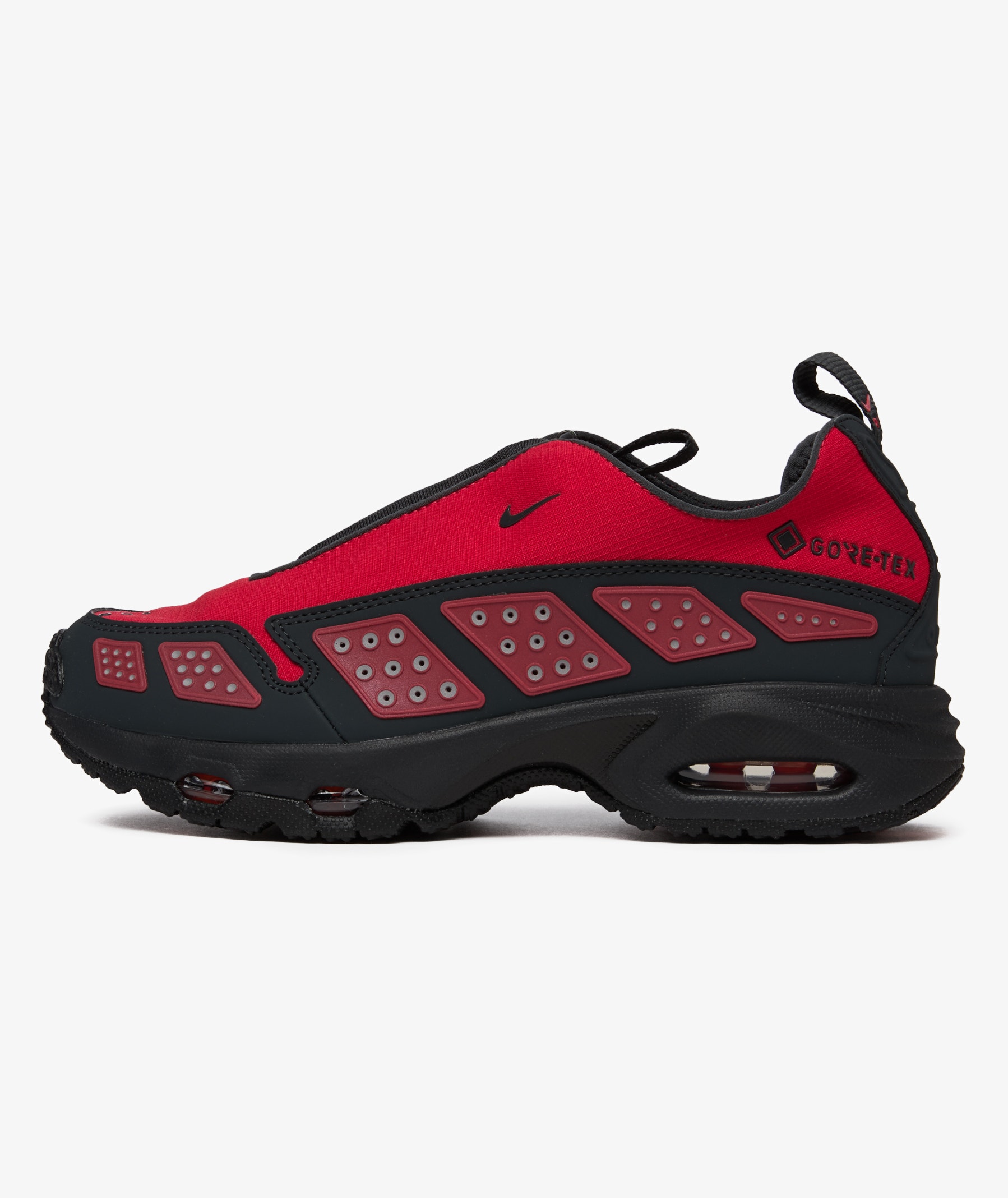 Nike Women's Air Max SNDR GTX in Red | SVD USA