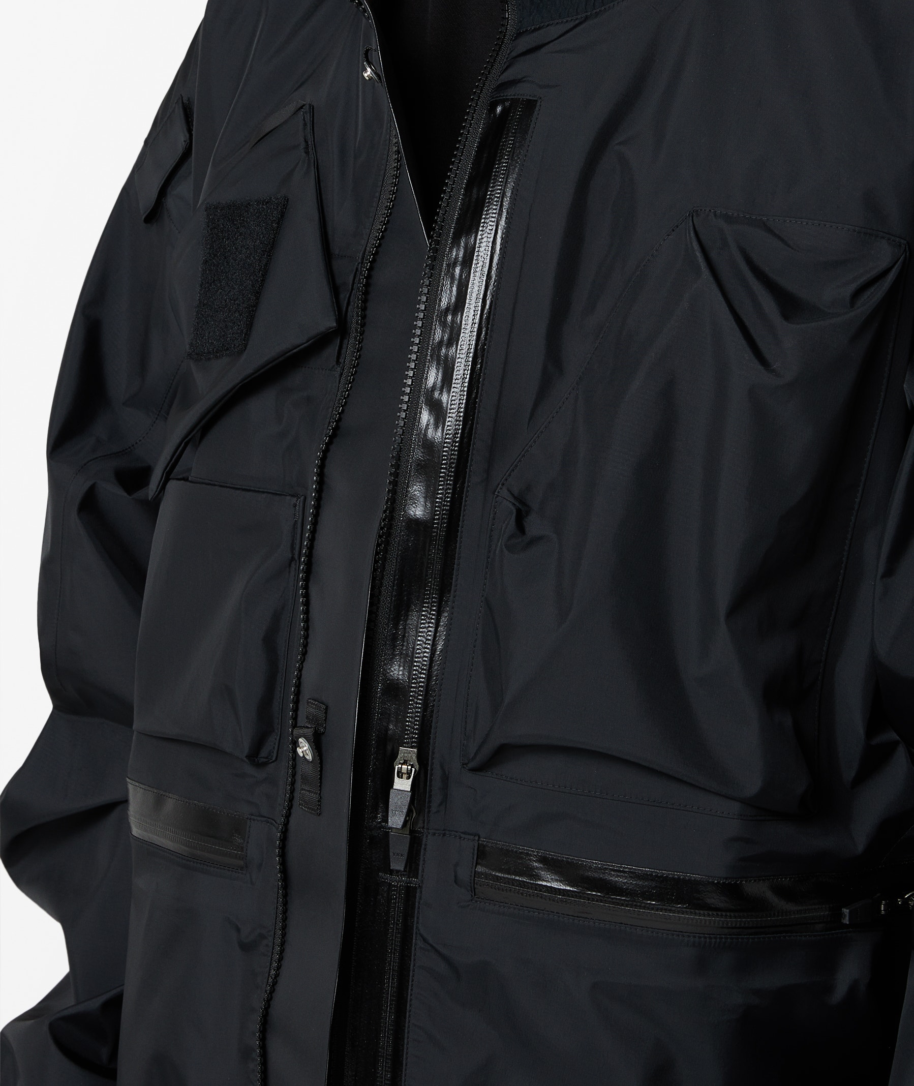 J123A-GT-BLK_sivasdescalzo-