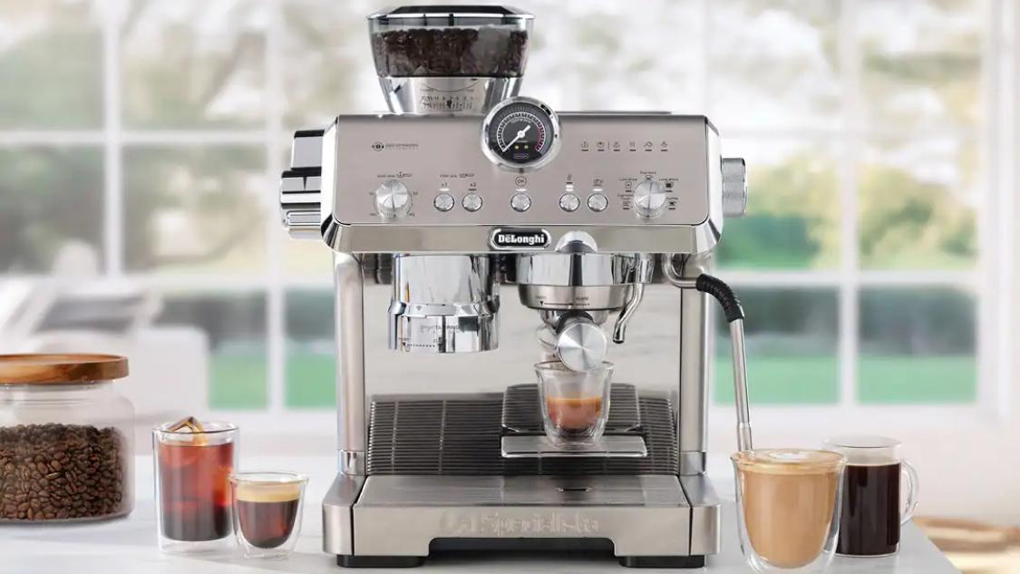 デロンギエスプレッソマシン デディカEC680おまけ付 【公式通販】