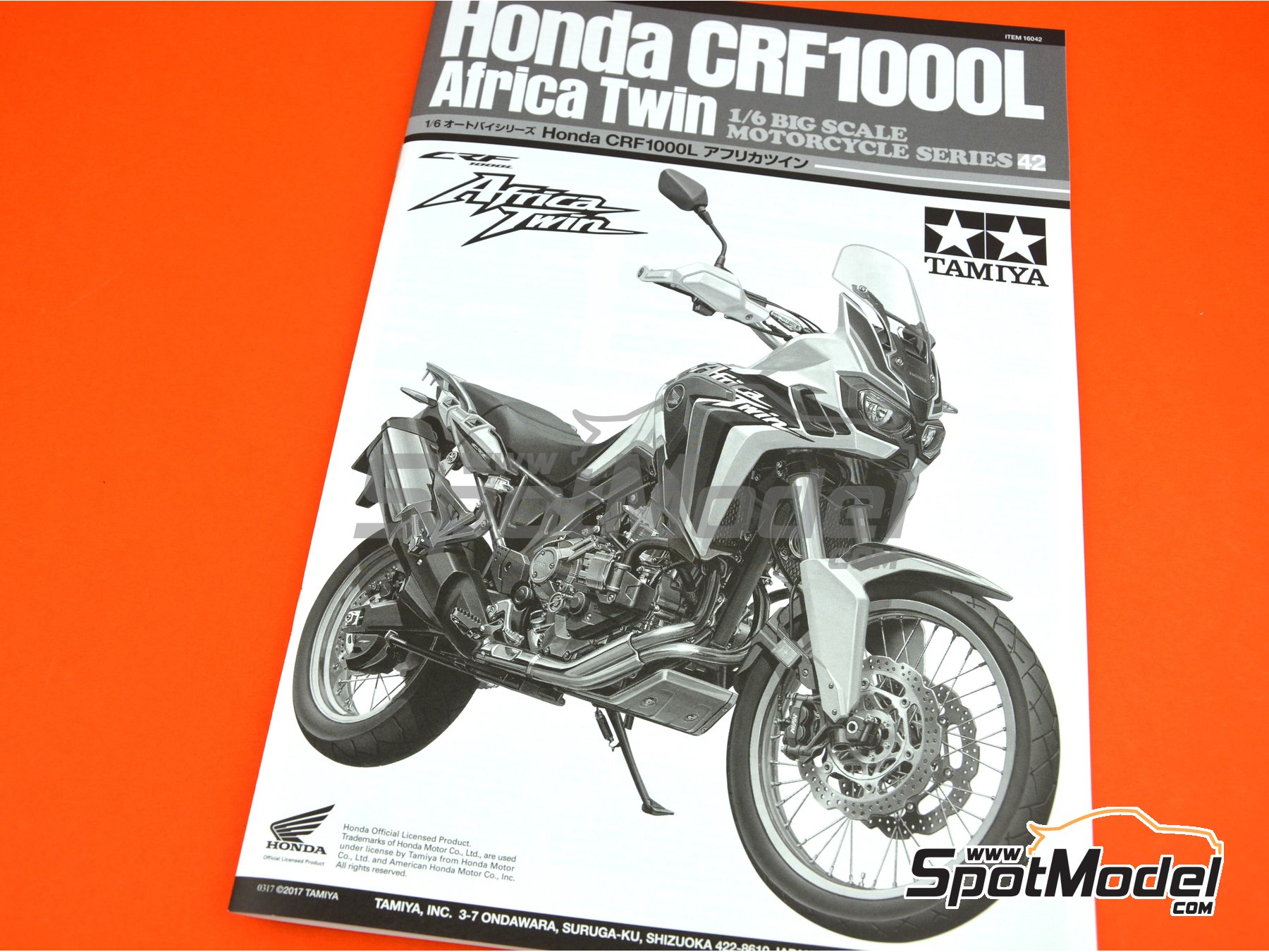 Tamiya 16042: Motorbike scale model kit 1/6 scale - Honda CRF