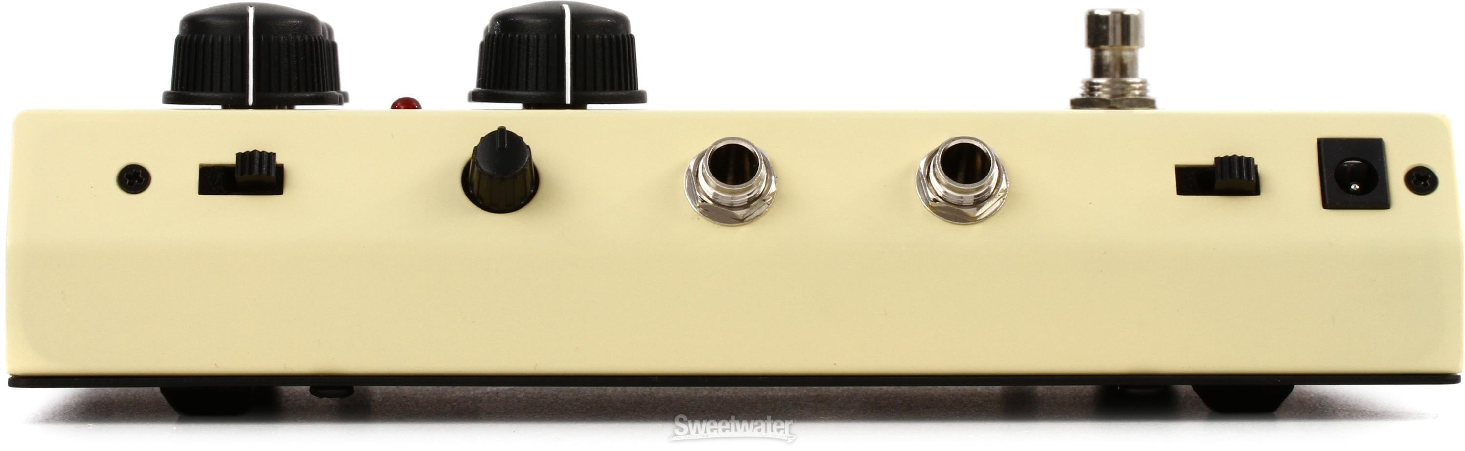 Behringer VT999 Vintage Tube Monster Overdrive Pedal | Sweetwater