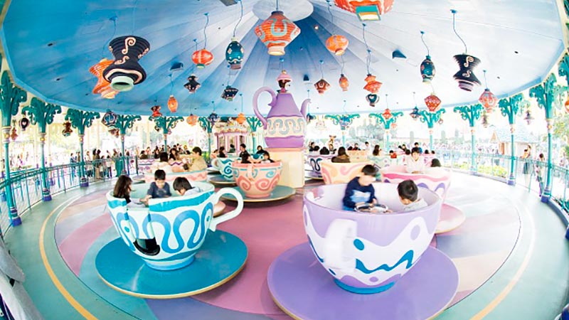 公式】ぐるぐる回しすぎたせいで、アトラクションが移動しちゃった