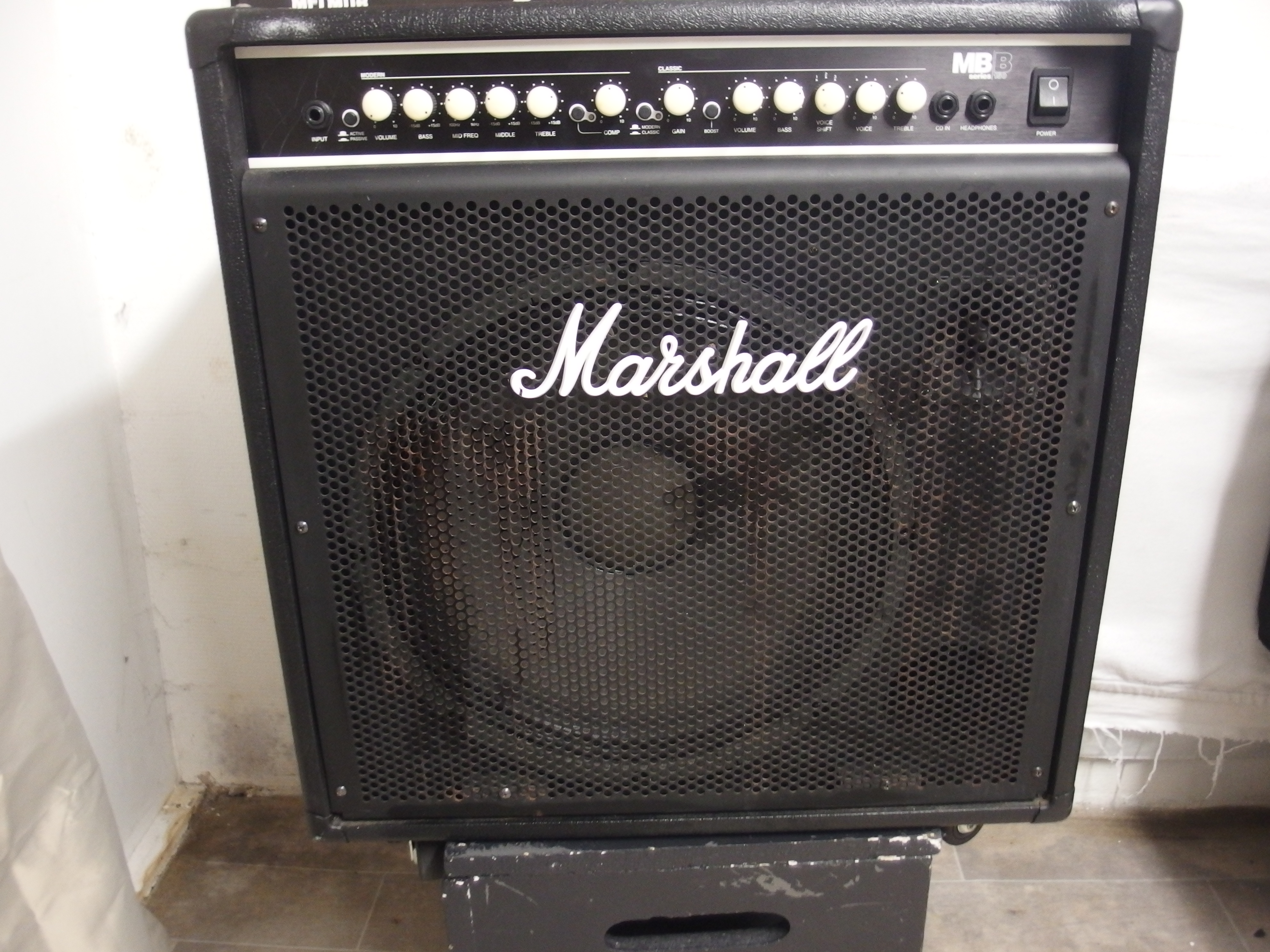 MB150 - Marshall MB150 - Audiofanzine