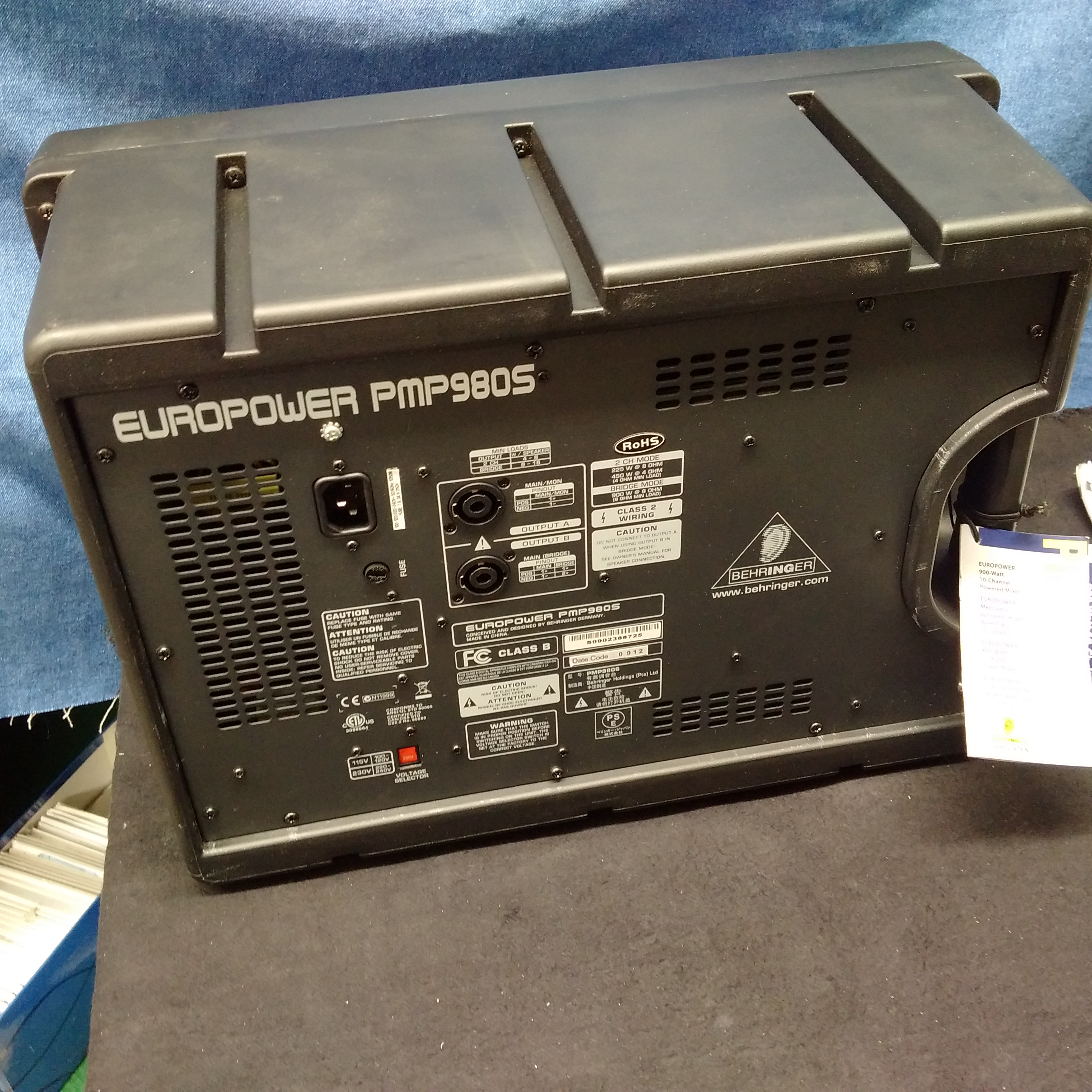 Europower PMP980S - Behringer Europower PMP980S - Audiofanzine