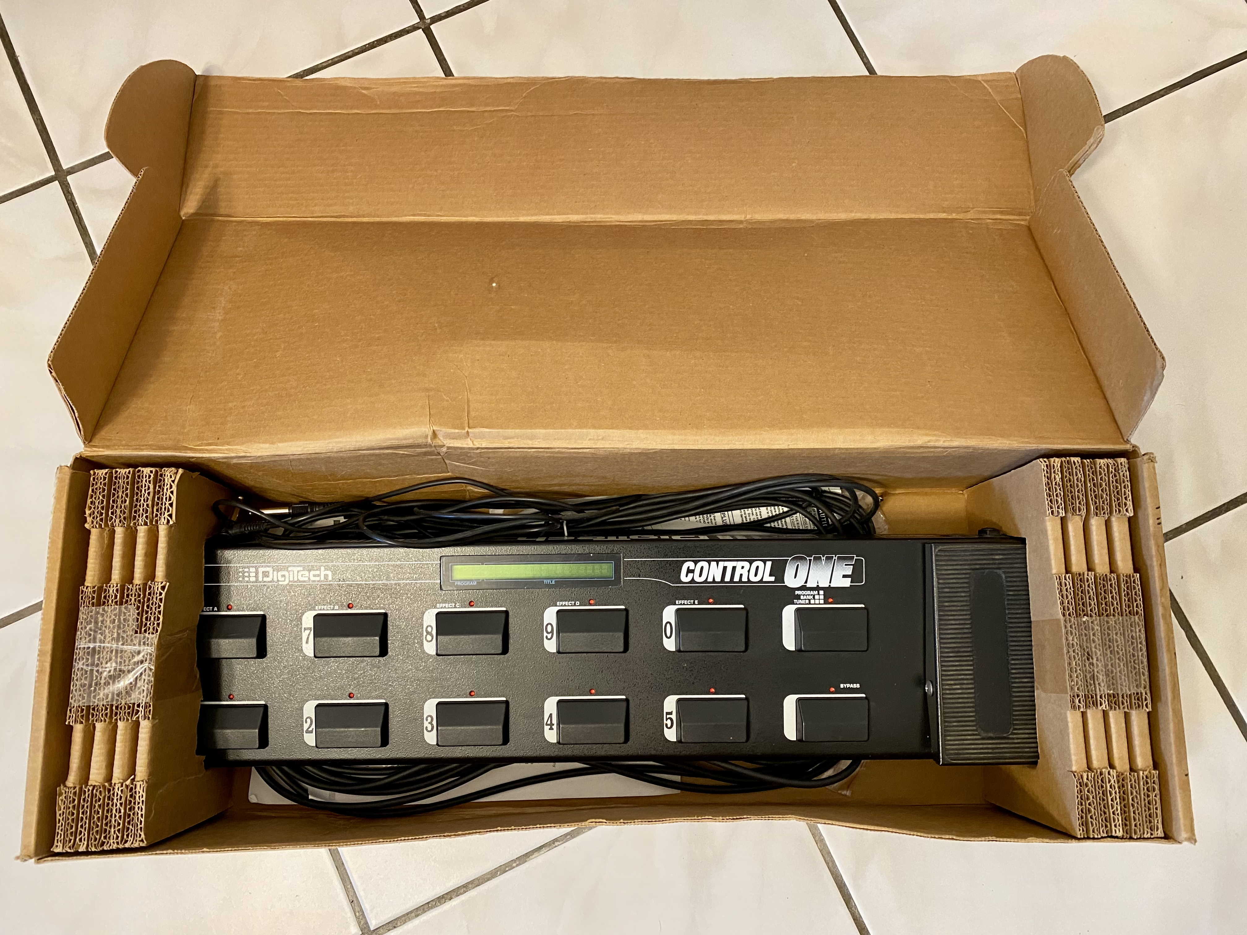 Control One - DigiTech Control One - Audiofanzine