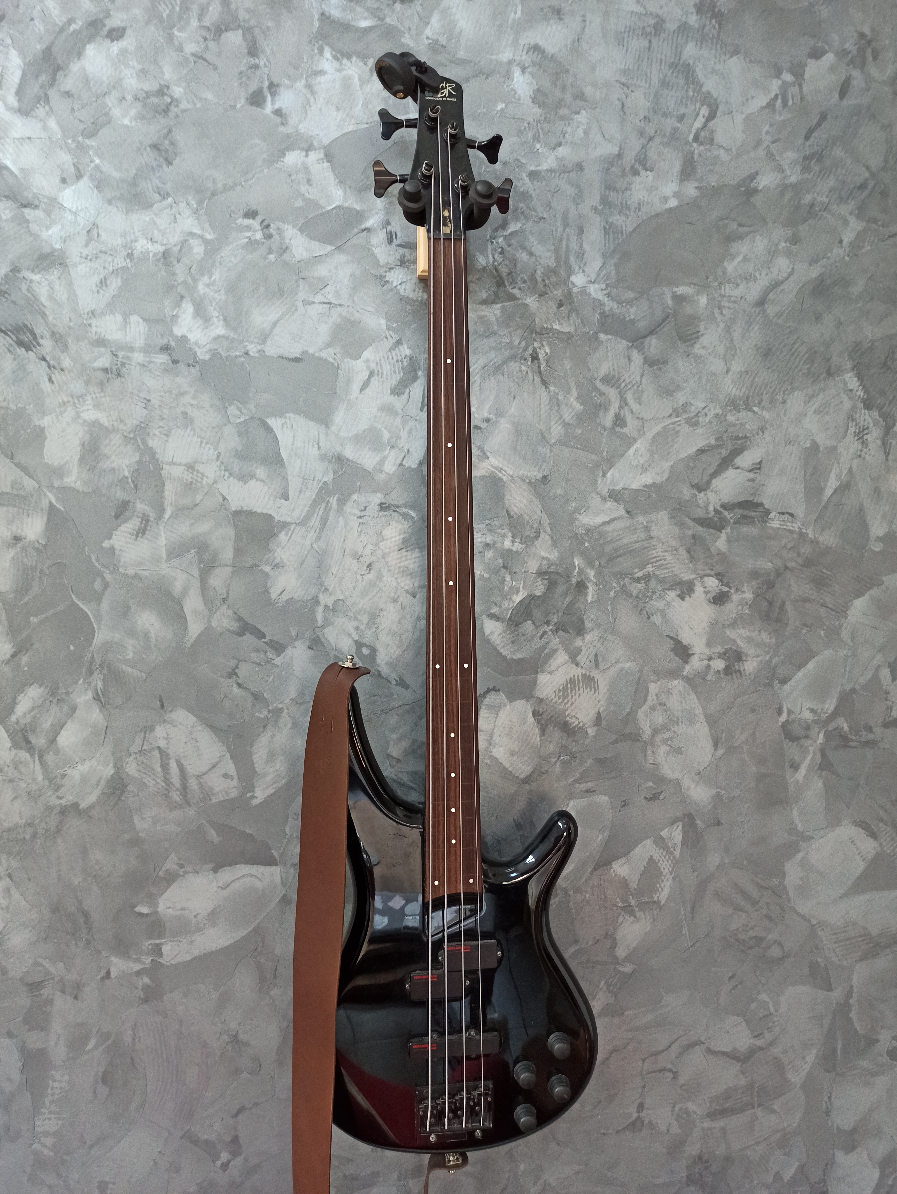 SR800LE - Ibanez SR800LE - Audiofanzine