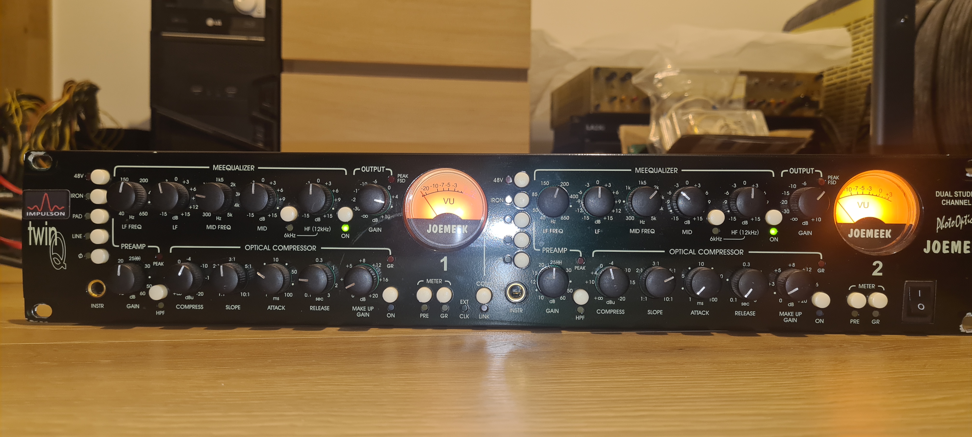 TwinQ - Joemeek TwinQ - Audiofanzine