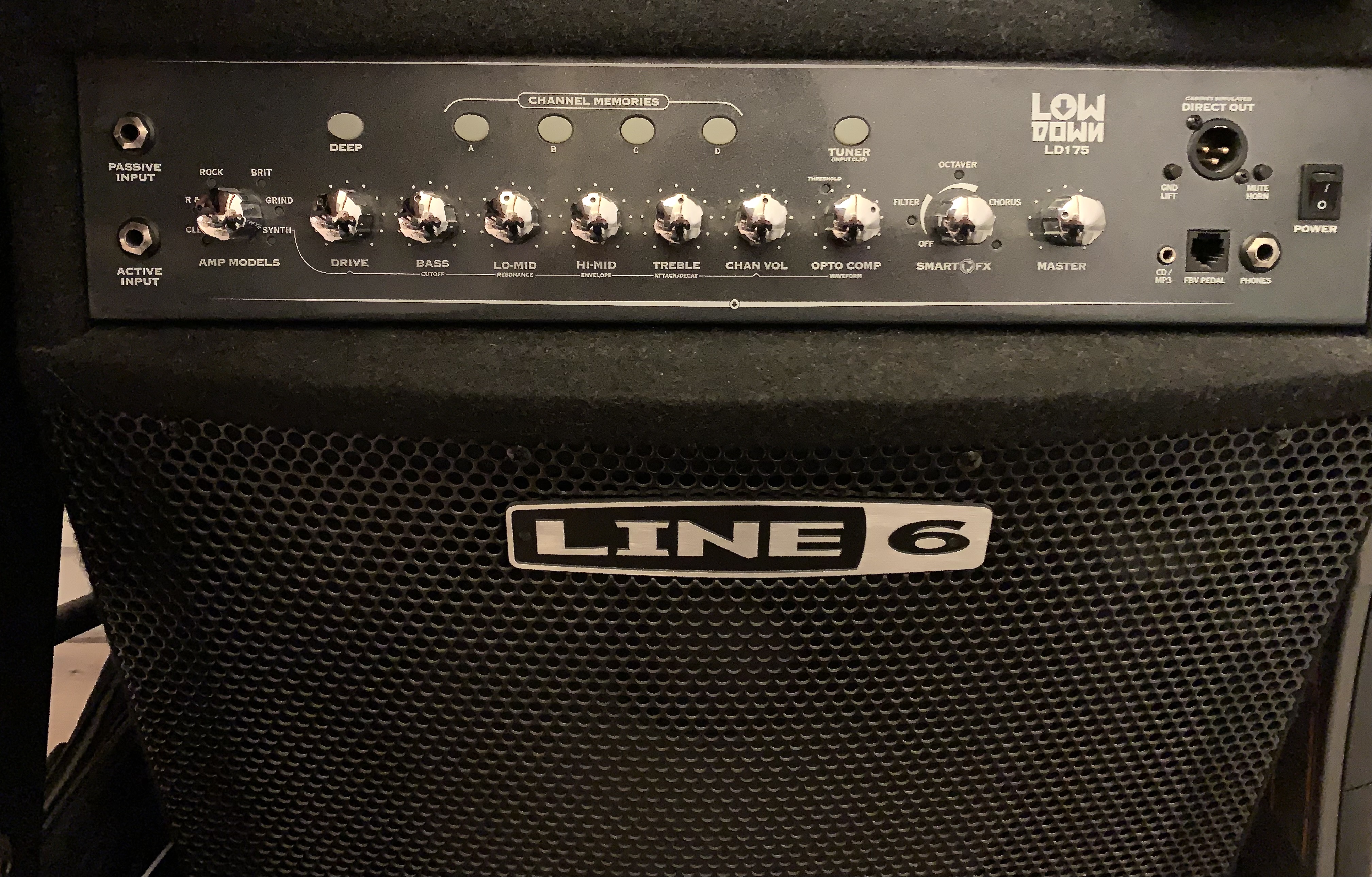 LowDown LD175 - Line 6 LowDown LD175 - Audiofanzine