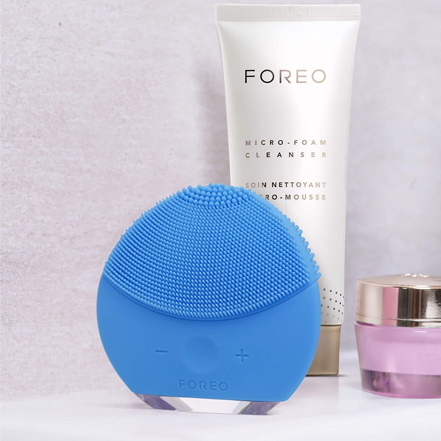 FOREO LUNA mini 2 Sonic Facial Cleansing Brush for Every Skin Type
