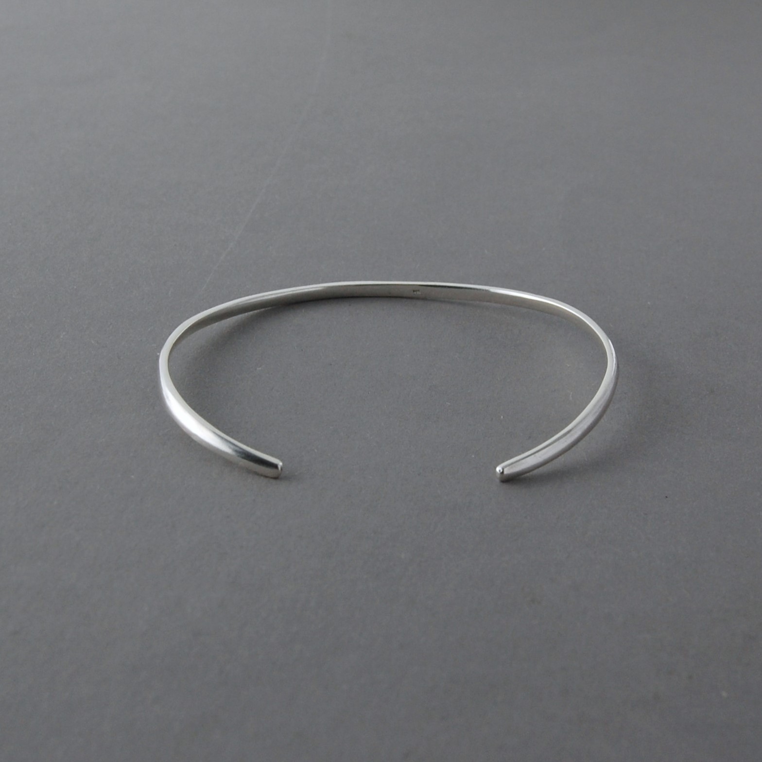 SV925 シルバーシンプルバングル - Megumi Nishikawa Jewelry