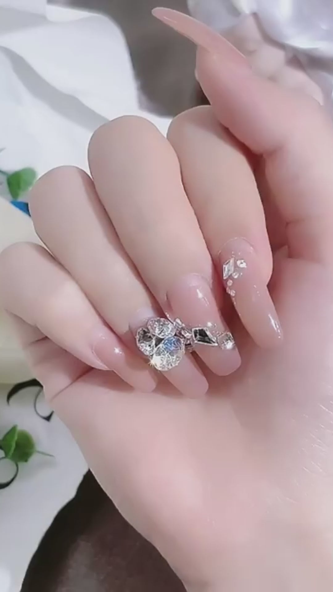 新商品 ネックレス レディース ティアドロップ・ルミエール しずく CZ