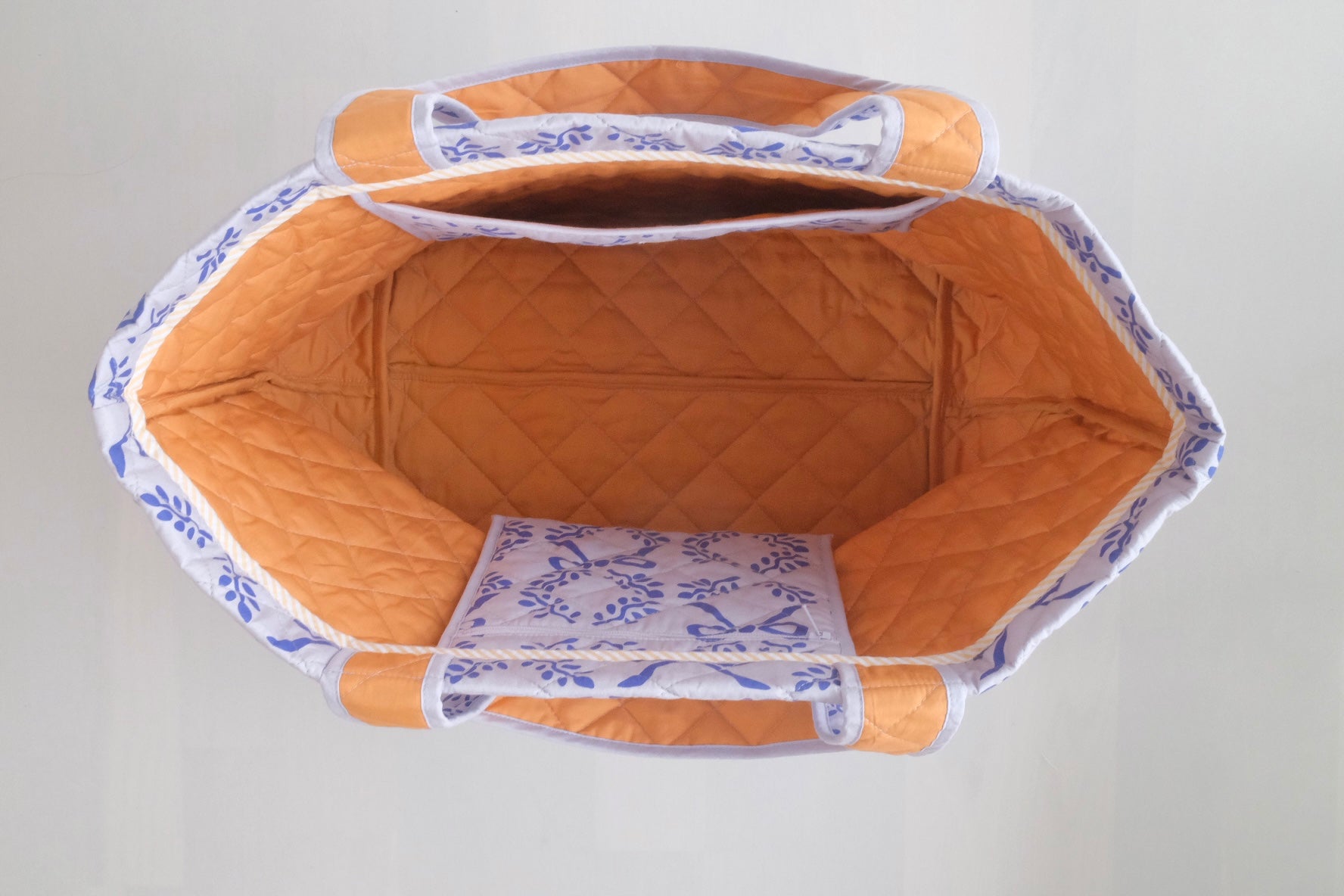 RIBBON TREE QUILT BAG – melted butter