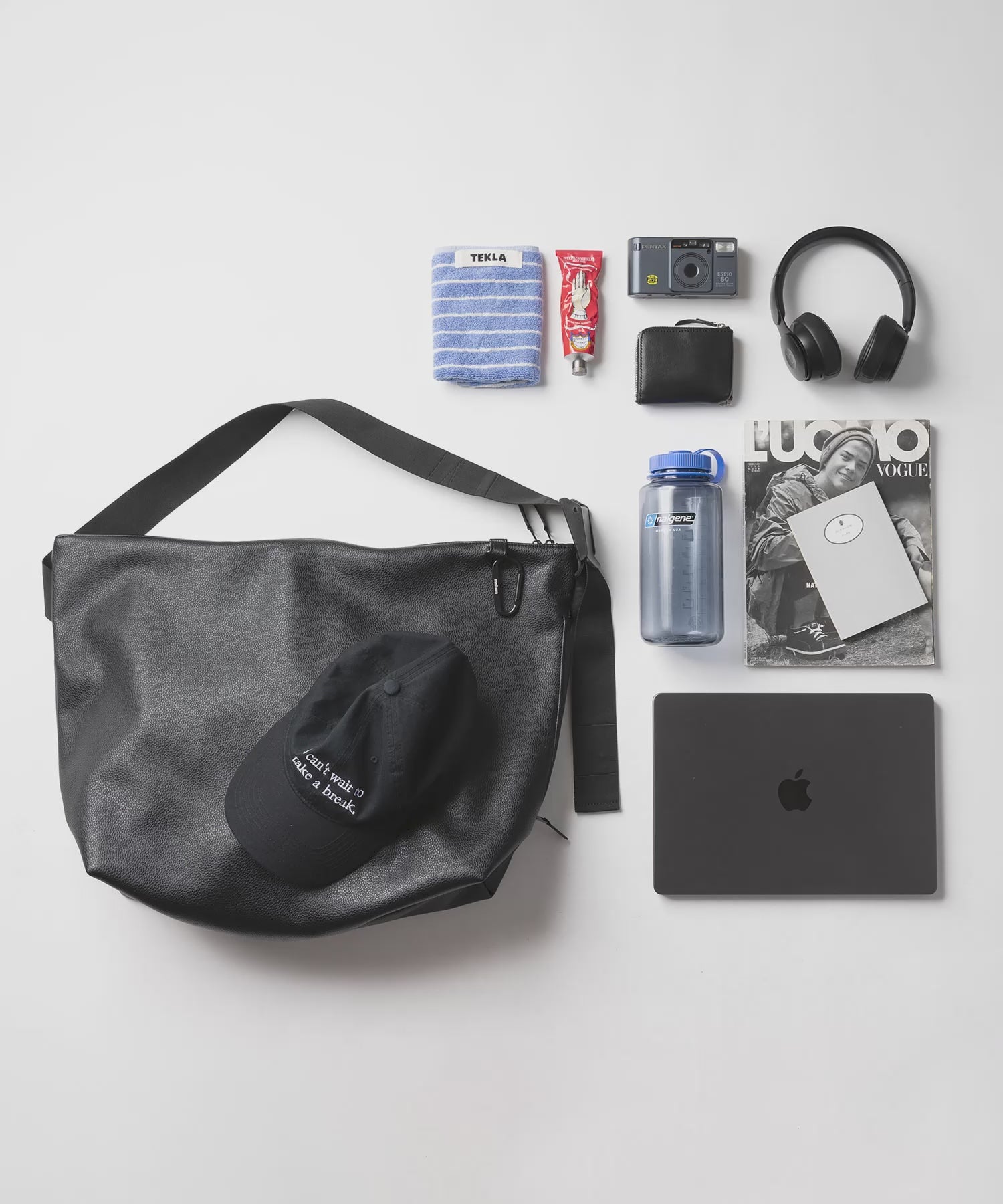 LEATHER MESSENGER BAG