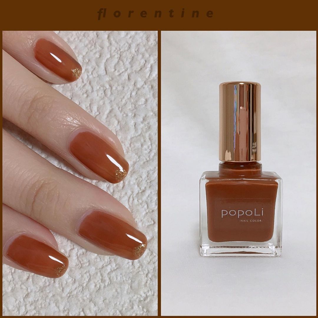 popoLi』の絶妙にシンプルなネイルカラーなら、オフィスで手元美人が