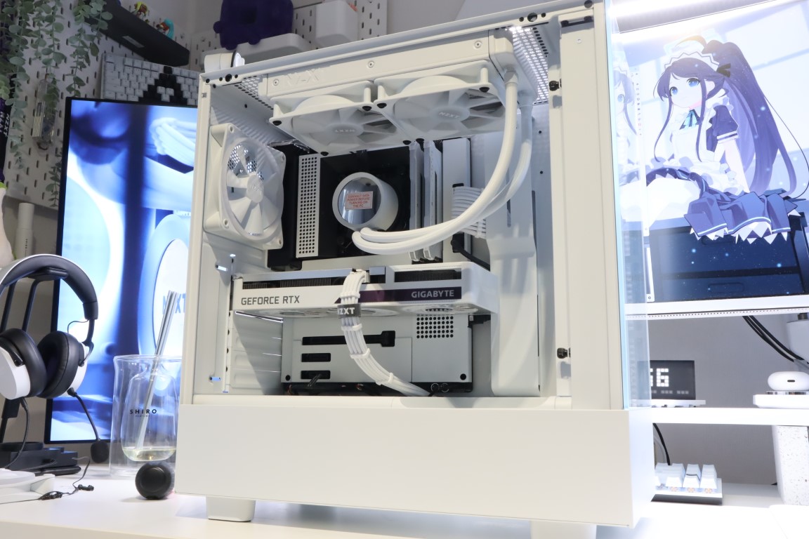 CORE i7 10700デスクトップPC NZXT水冷クーラー CORE i7 10700