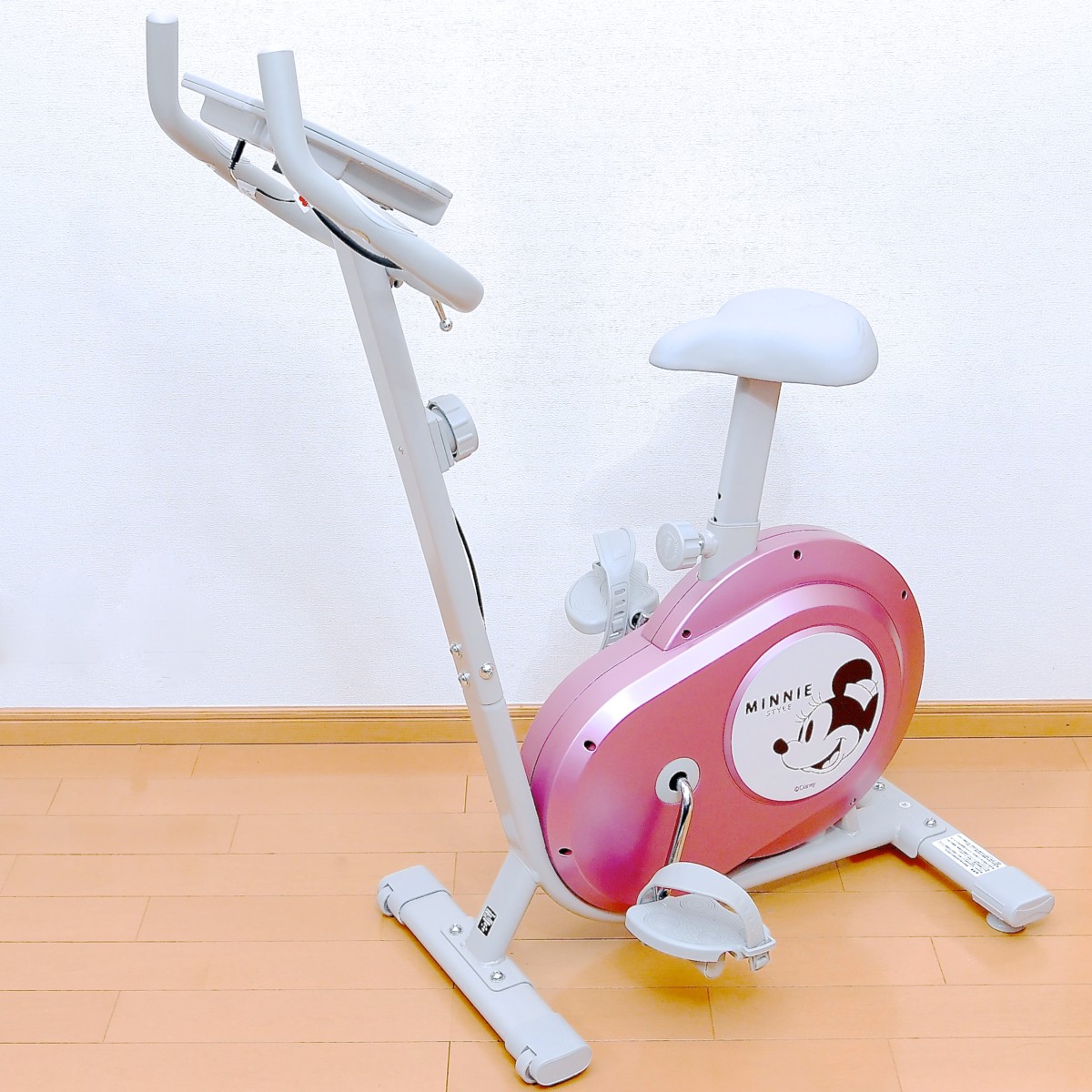 優しい色合いのミッキー&ミニーデザイン！ALINCO ディズニーデザイン