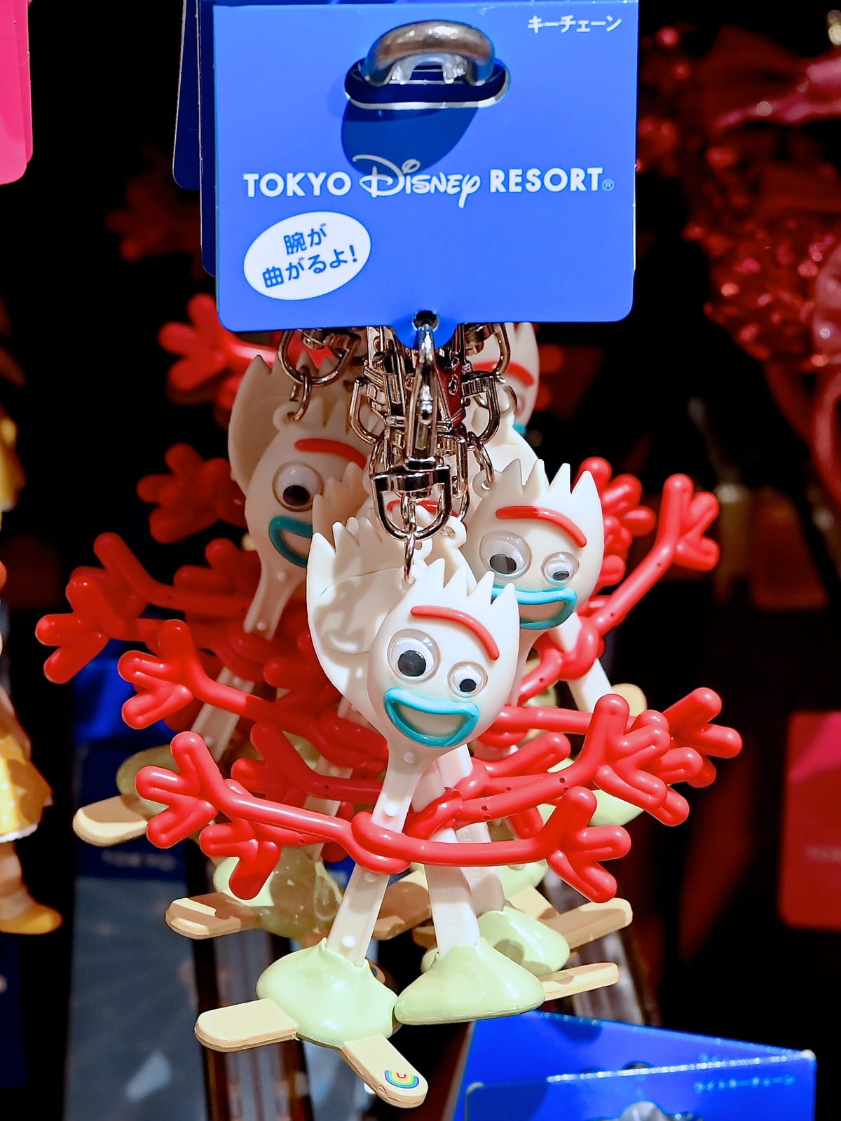 好きなポーズが取れるフォーキー！東京ディズニーランド『トイ