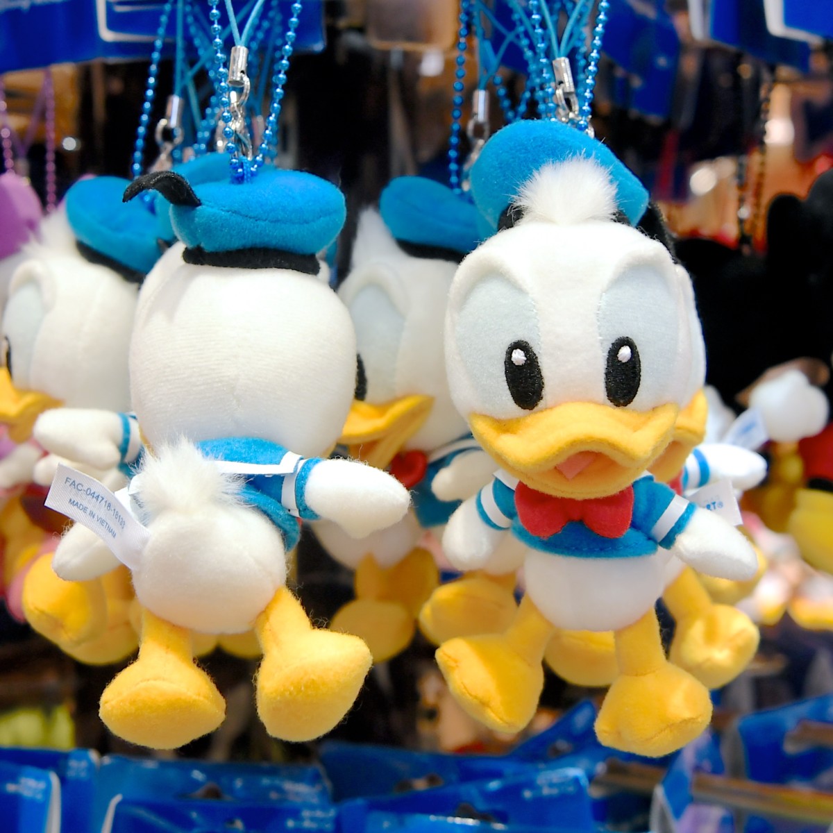 2頭身姿がかわいい！東京ディズニーランド ぬいぐるみストラップキー