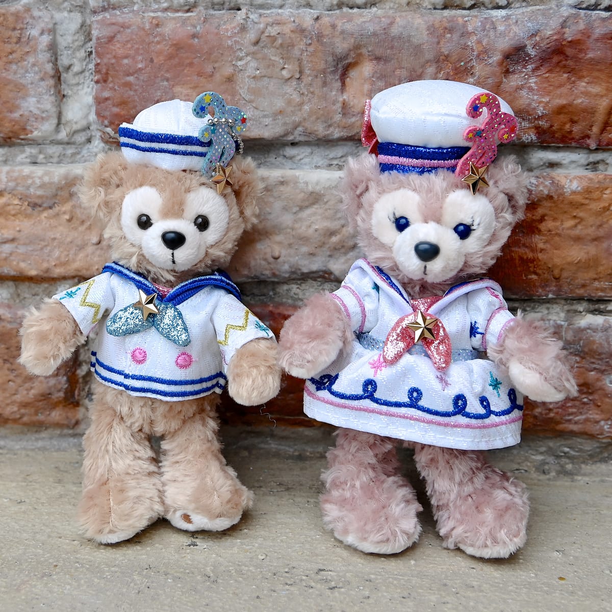 フランスパリディズニーのダッフィー&シェリーメイ ダッフィー