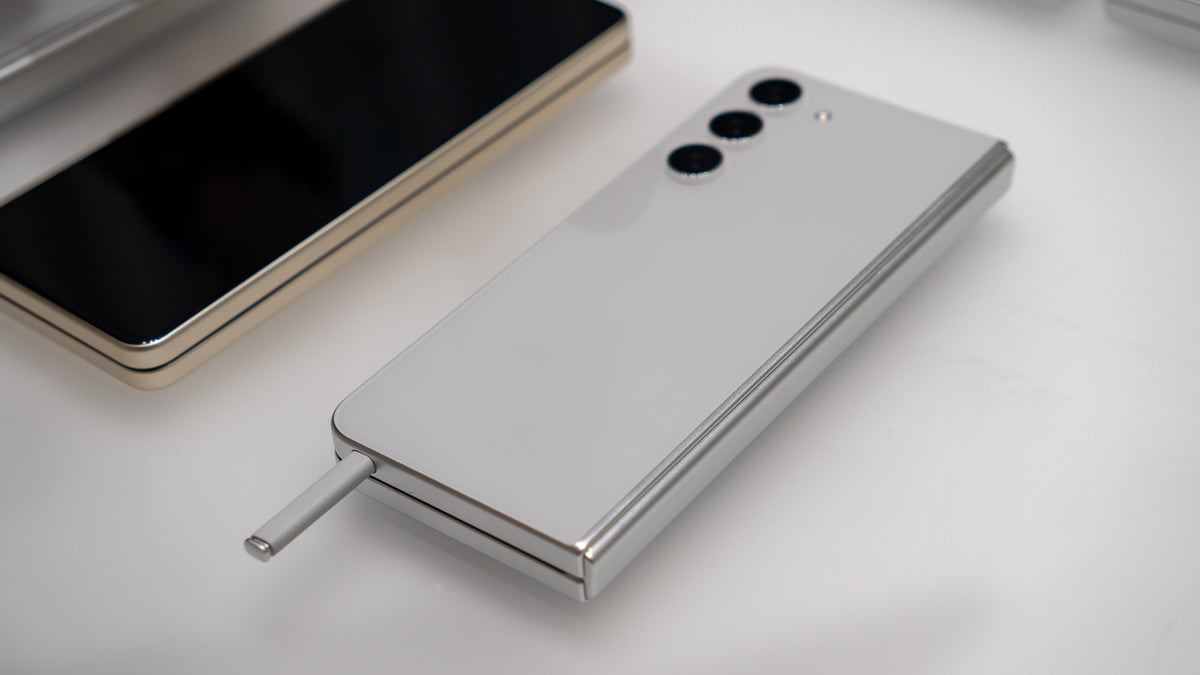 Galaxy Z Fold 5 with a built-in S Pen had a shot but lost to slim