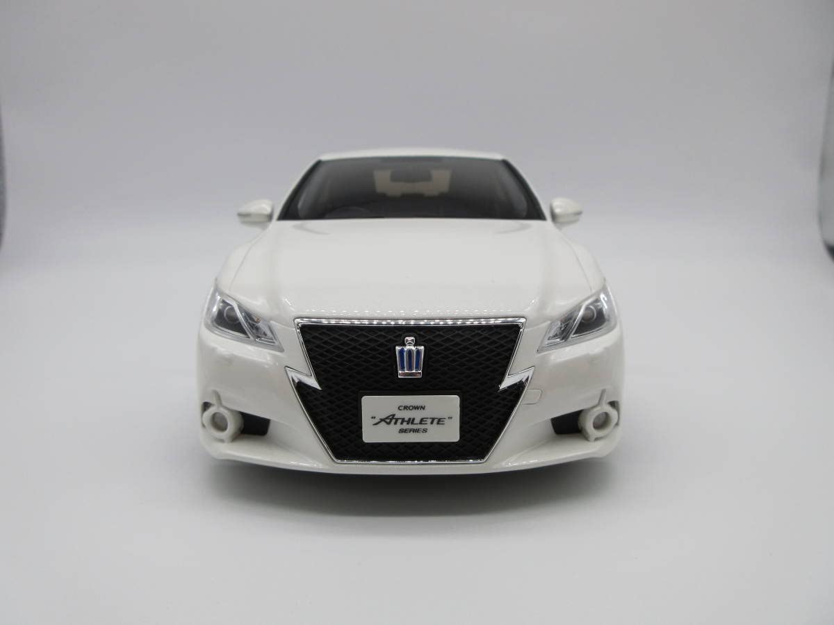 Amazon | 1/18 京商 サムライ トヨタ クラウンアスリート ハイブリッド