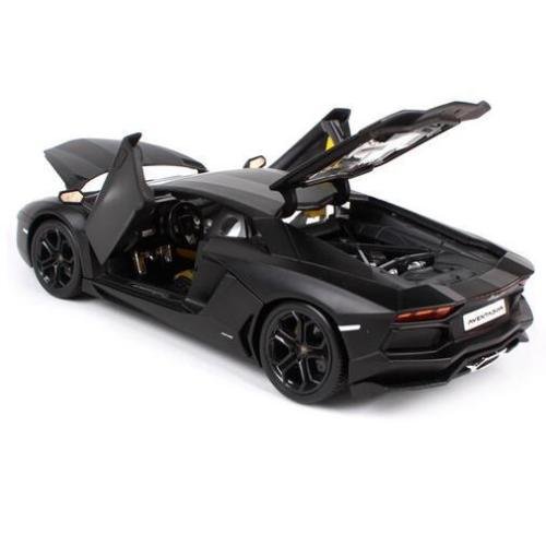 Amazon | ブラーゴ 1/18 ランボルギーニ アヴェンタドール LP700-4